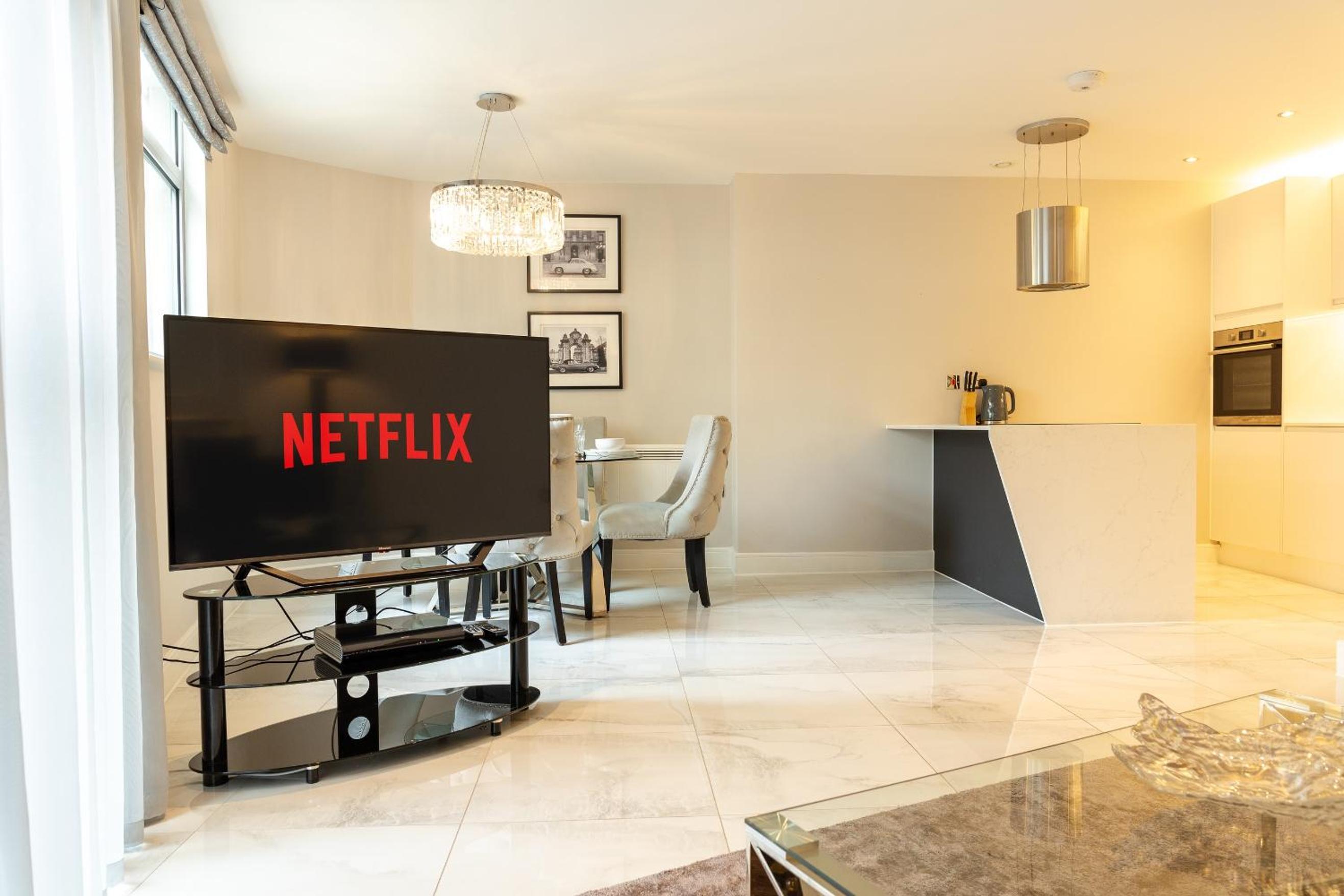 One-Bedroom Apartment - Photo 19