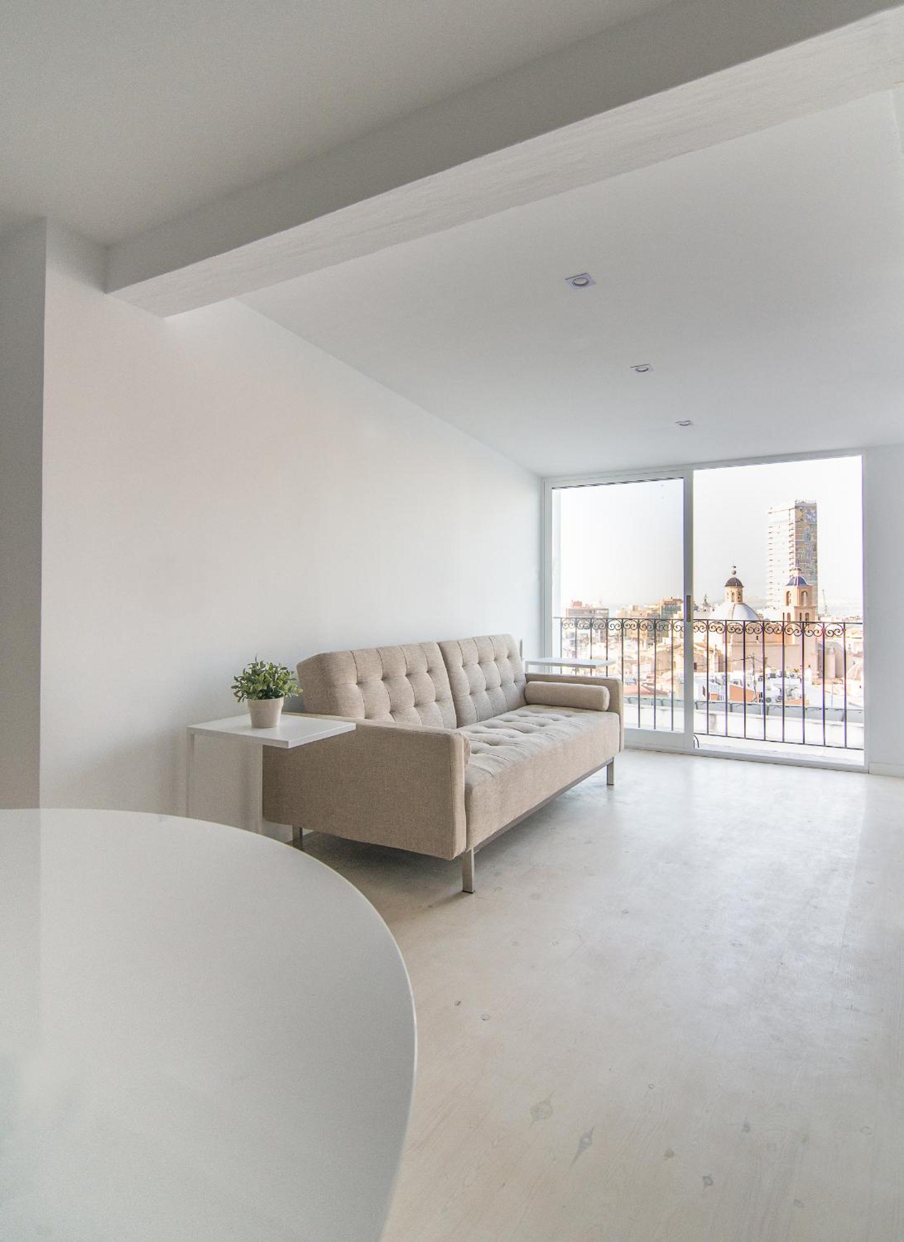 Apartment photo 2