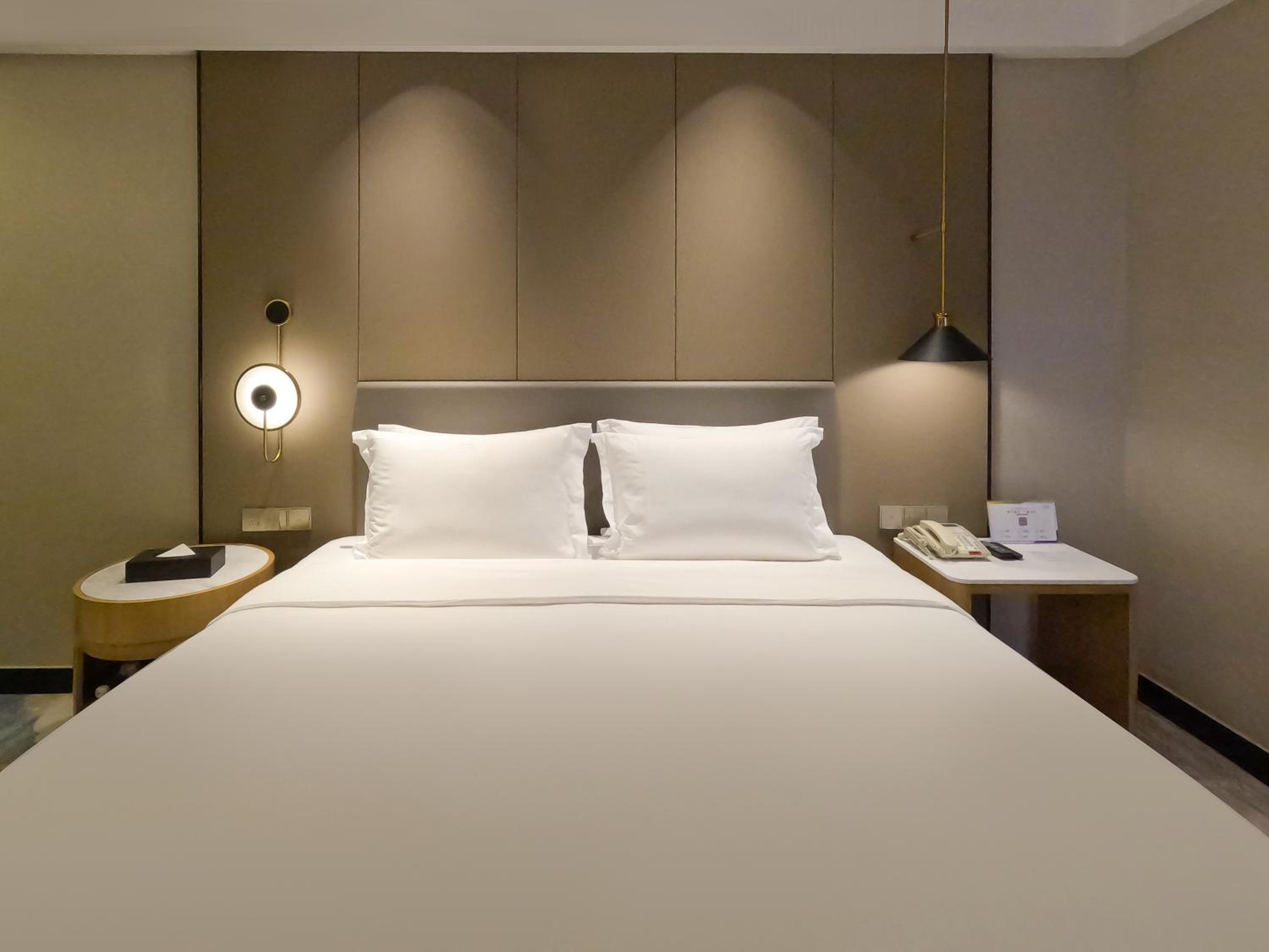 Deluxe Double Room With Bath
