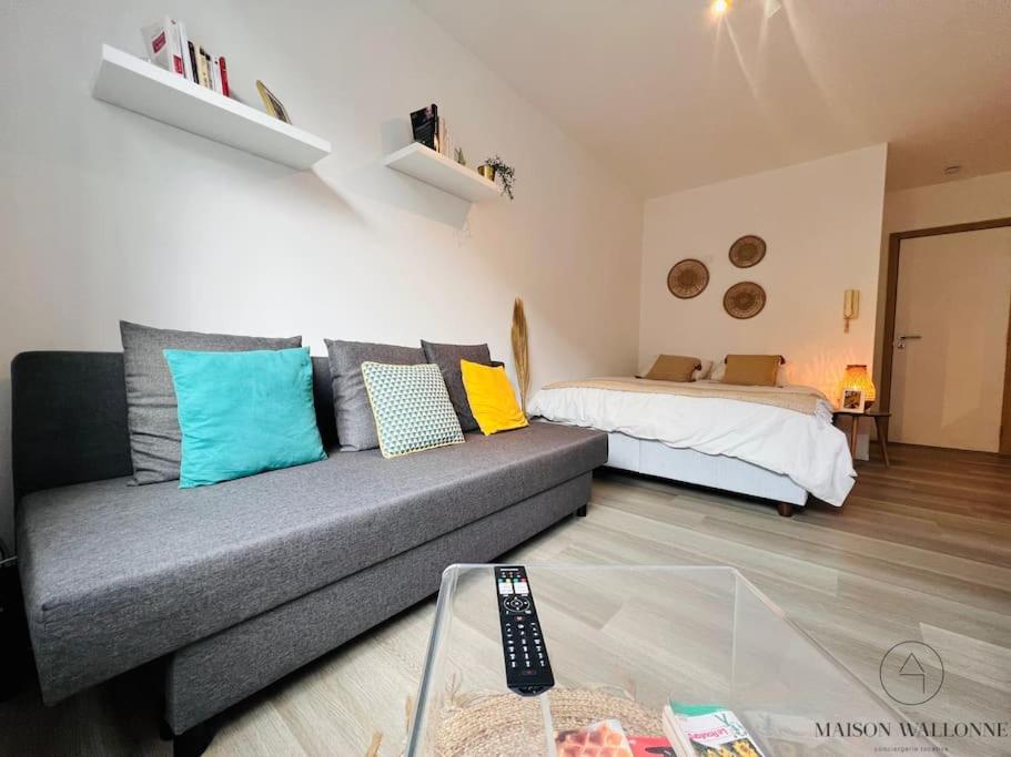 One-Bedroom Apartment photo 3
