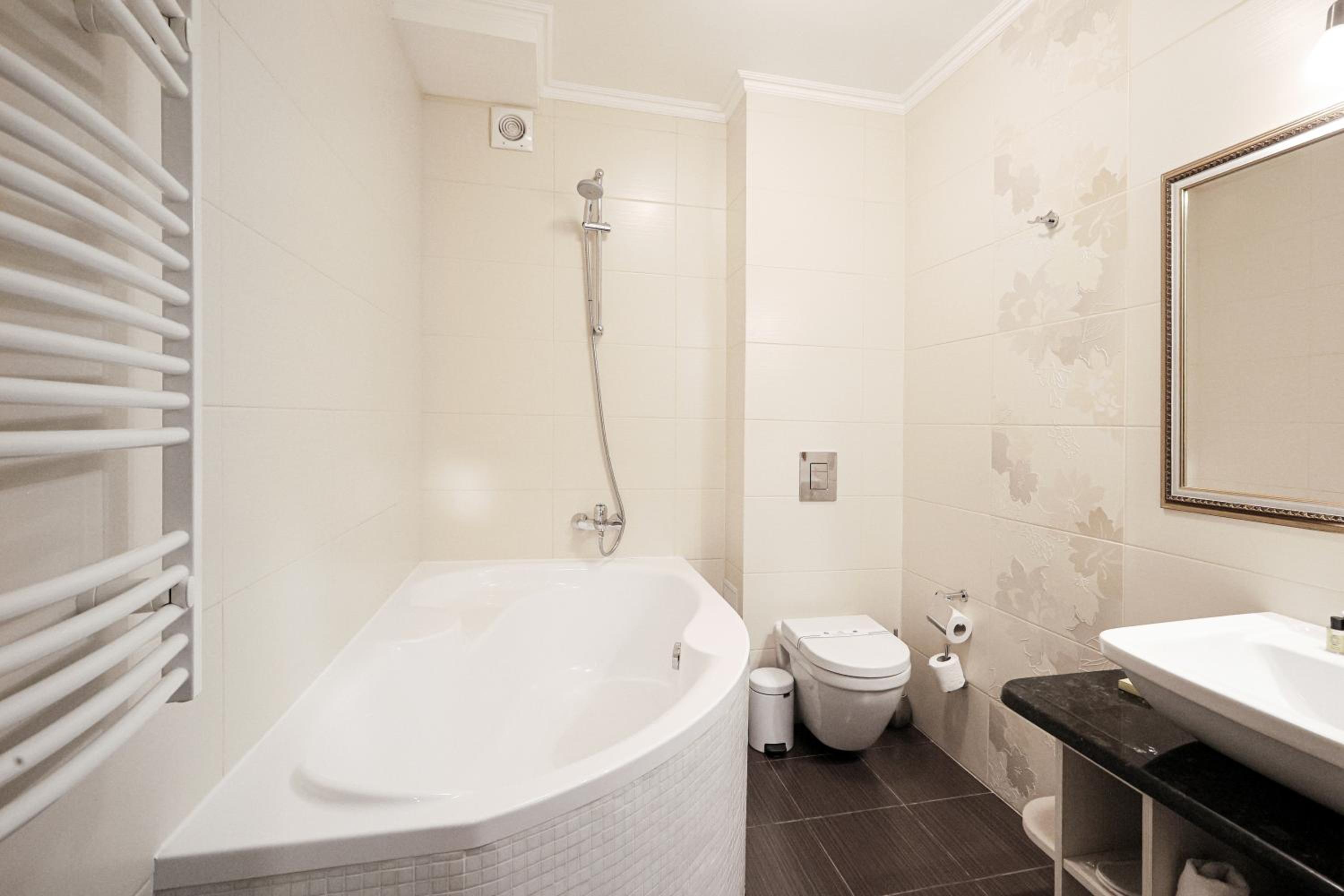 Suite with River View