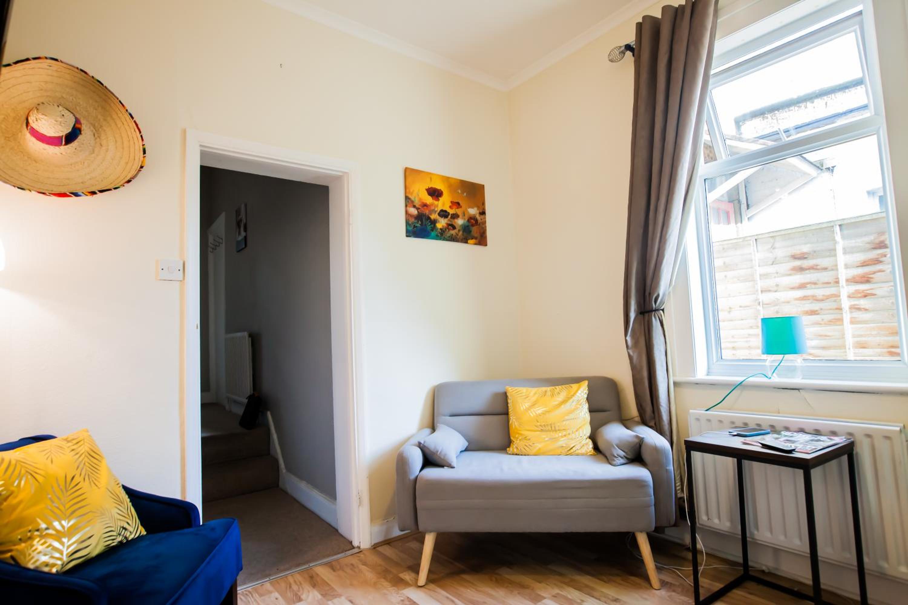 Two-Bedroom Family Apartment photo 3