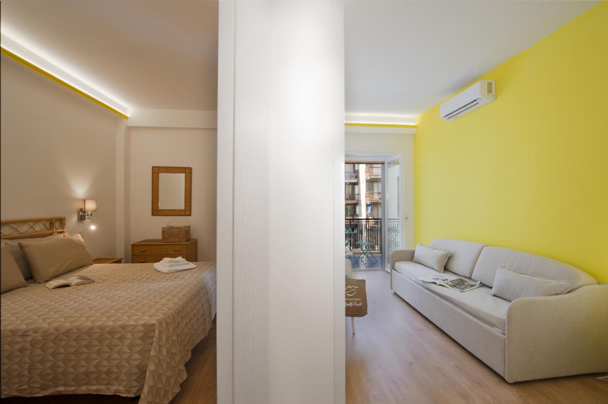 One-Bedroom Apartment with Balcony photo 2