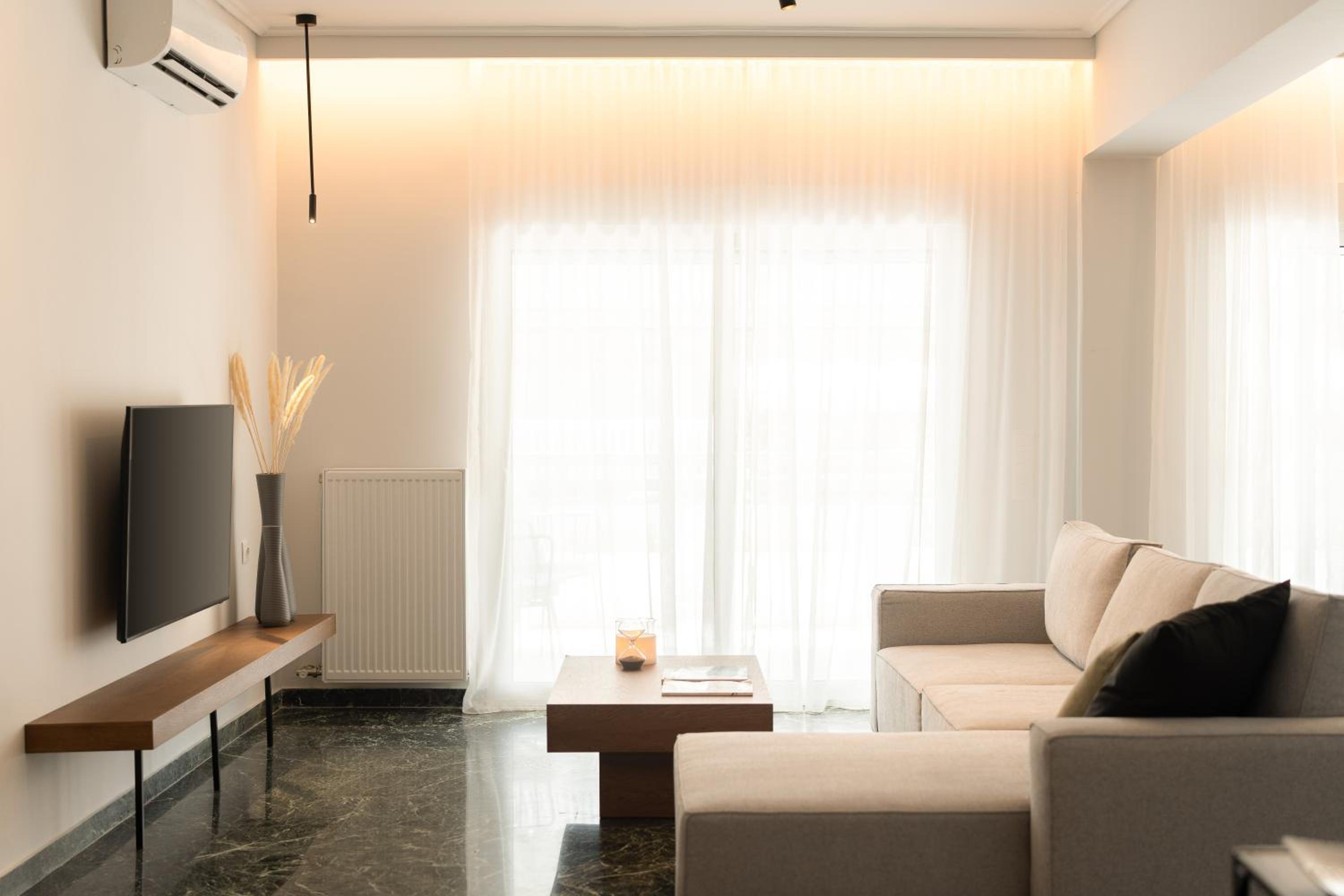Four-Bedroom Luxury Apartment