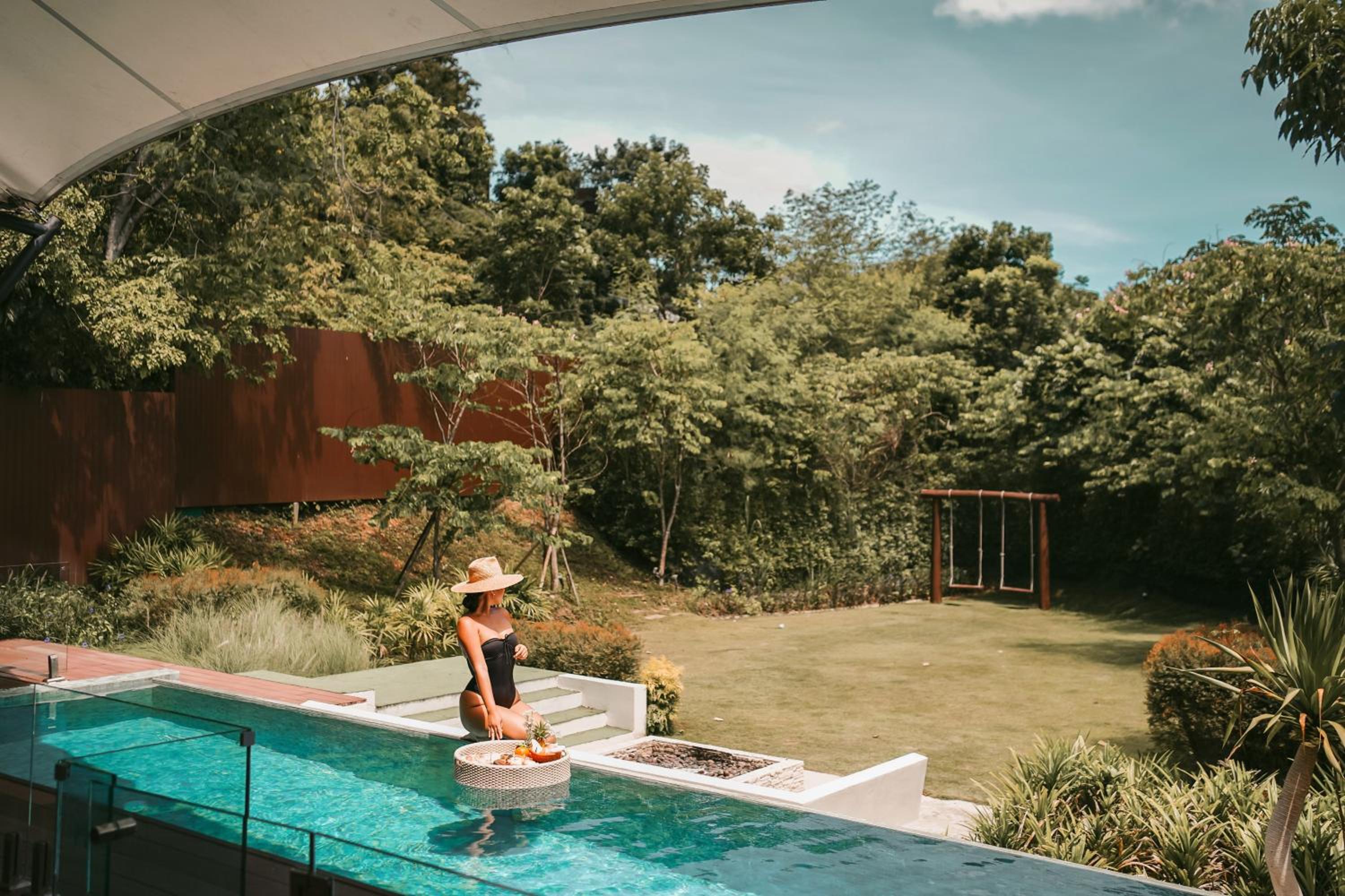 Pet-friendly Villa with Private Pool photo 3