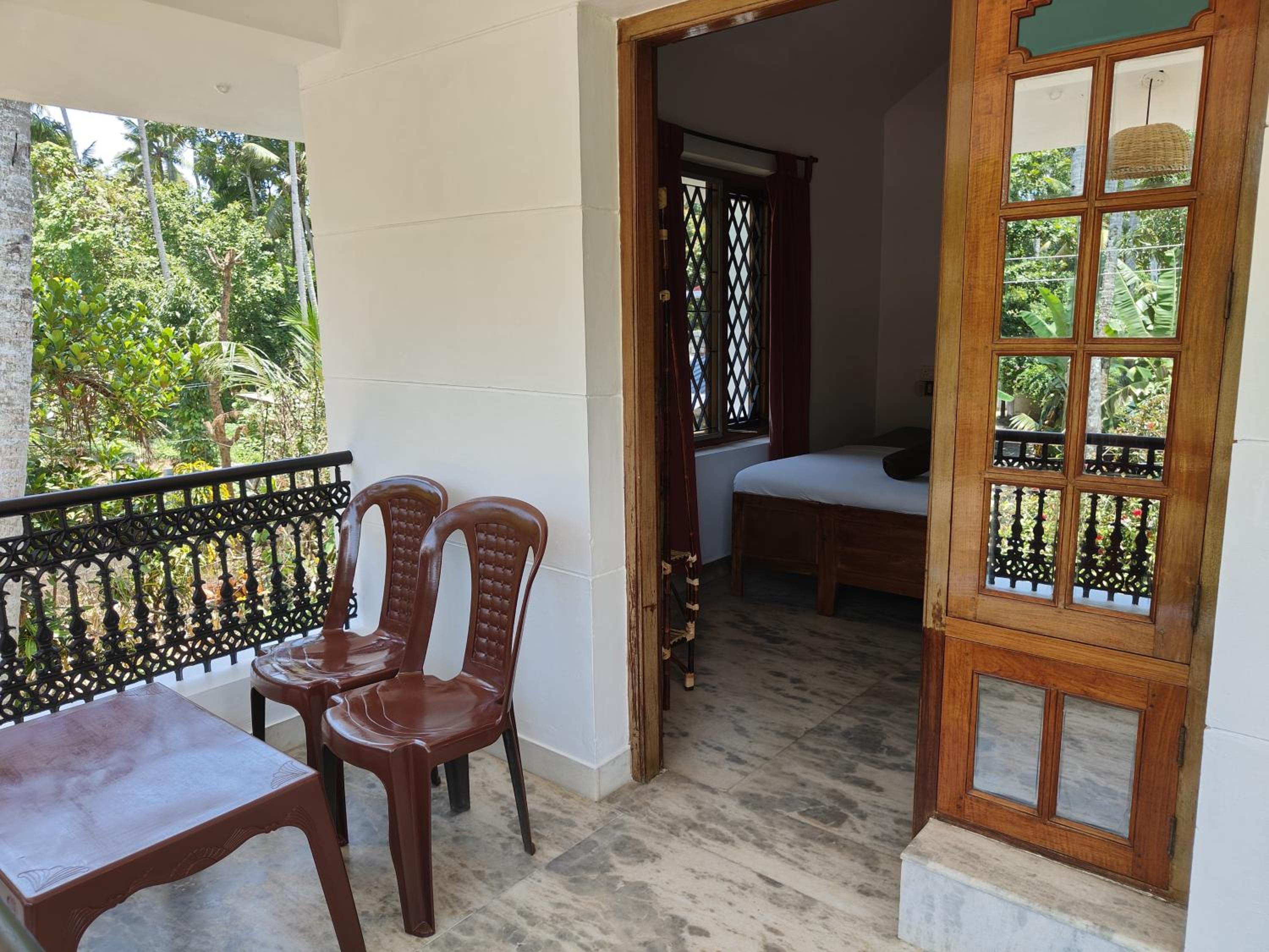 Double Room With Balcony photo 3