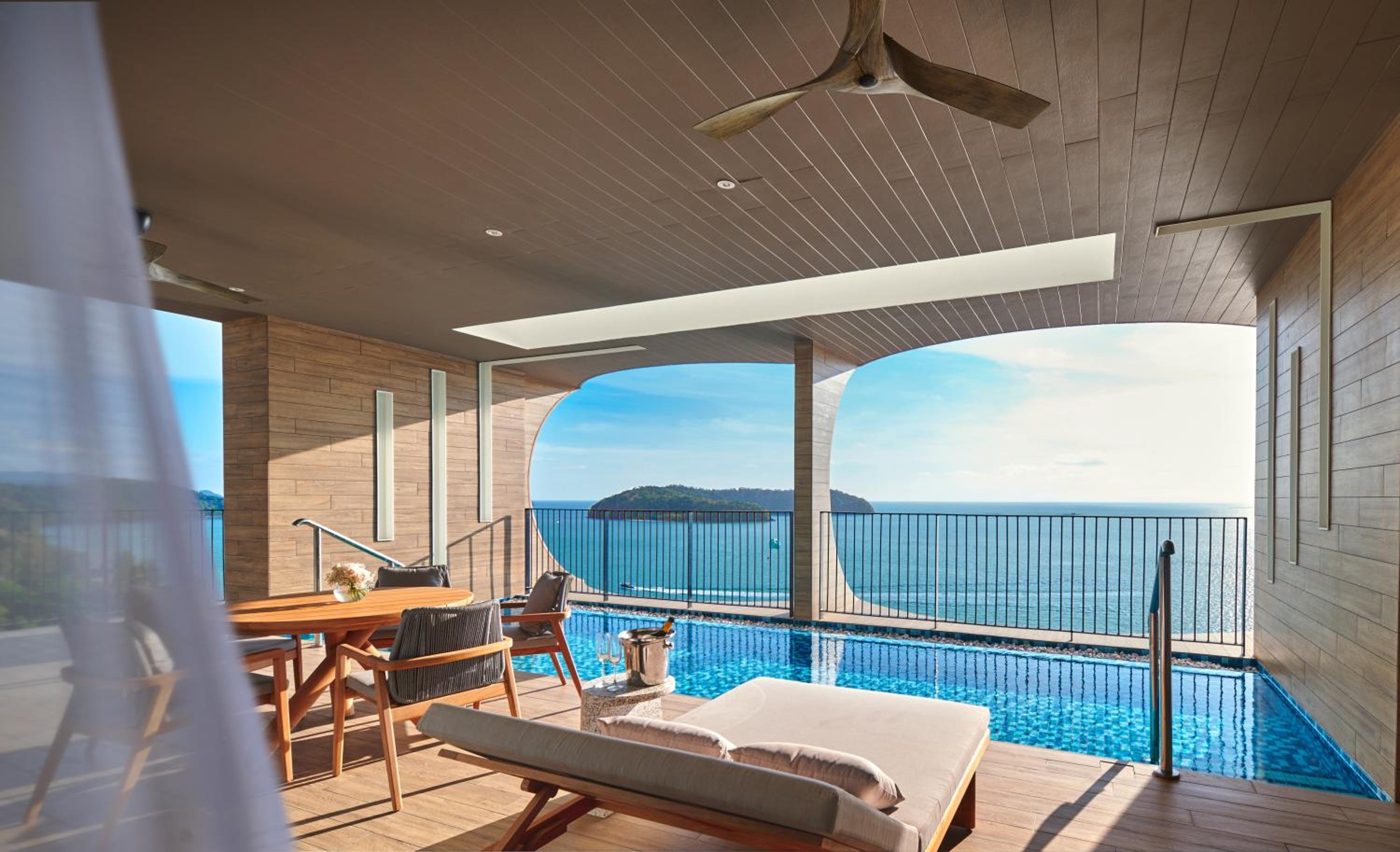 Premier Ocean View Suite with Private Pool - Photo 3