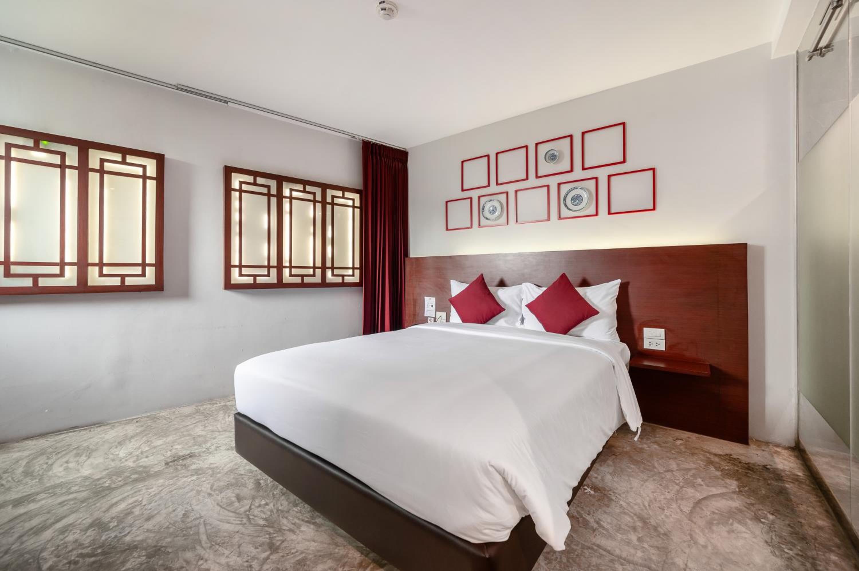 Standard Room (No Window) photo 1