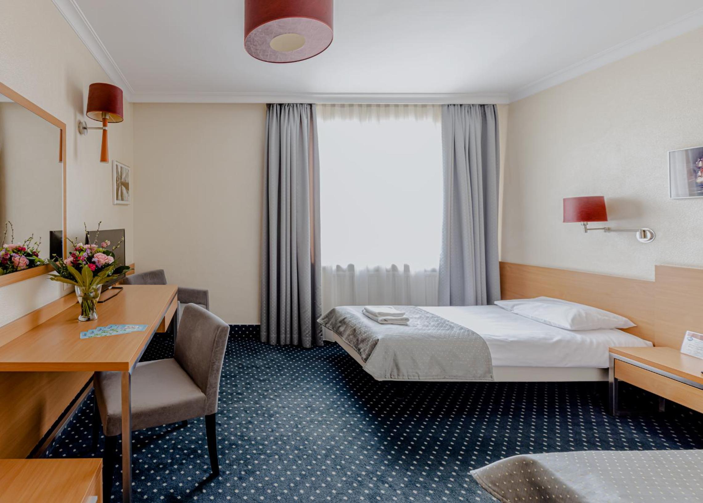 Twin Room - Photo 1