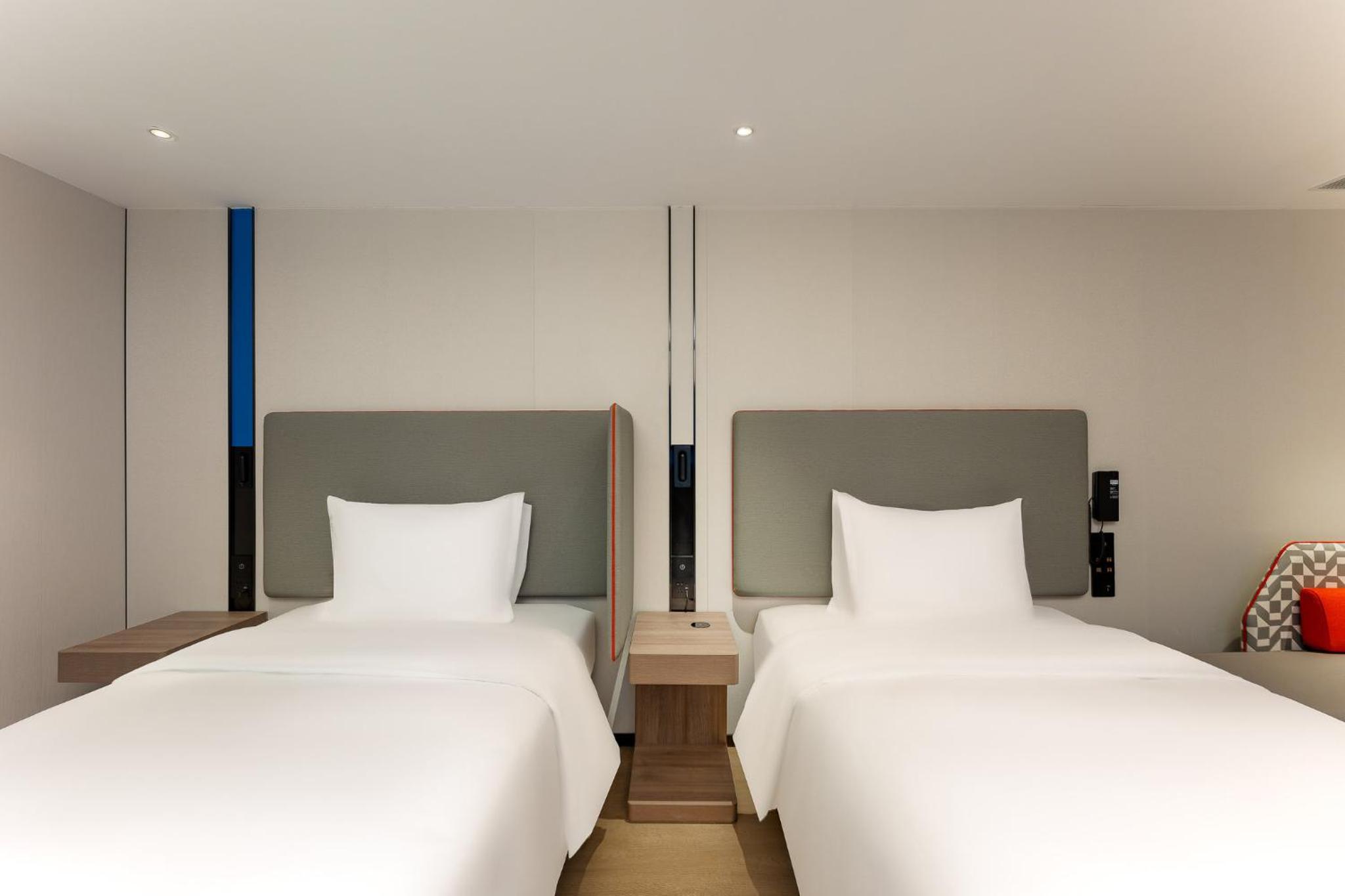 Standard Twin Room with Extra Floor Space