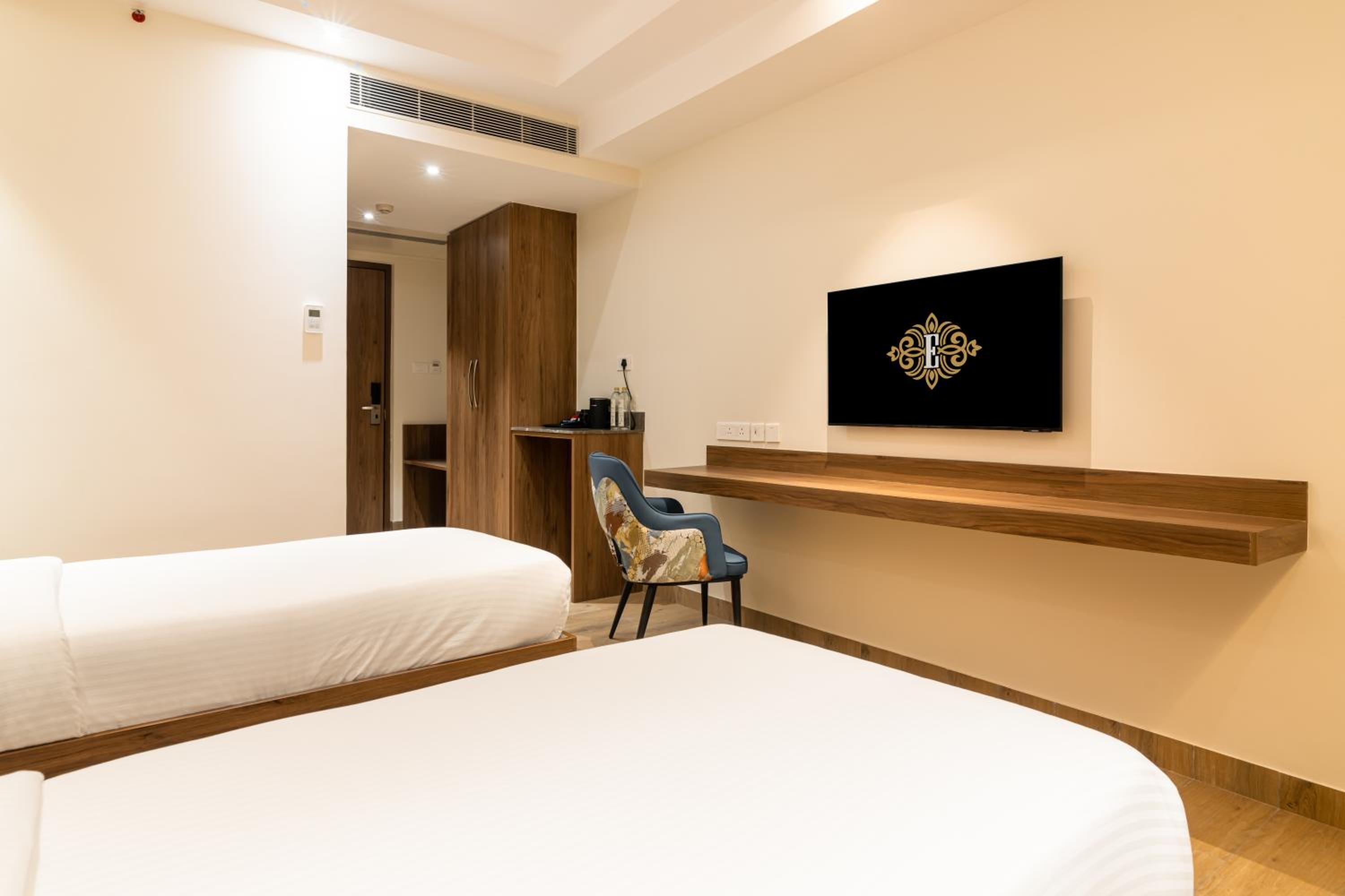 Twin Room - Photo 4