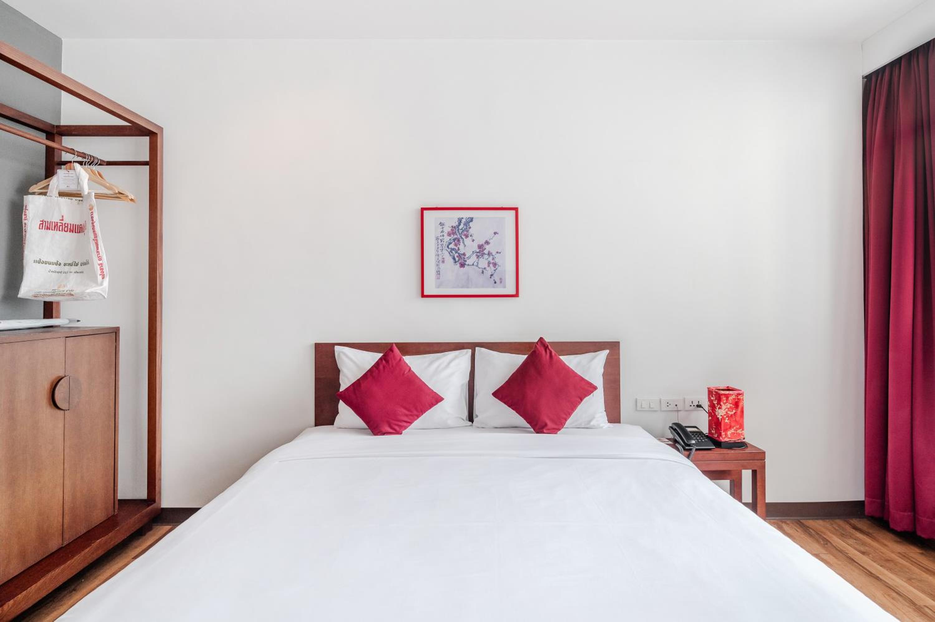 Deluxe Double Room photo 3