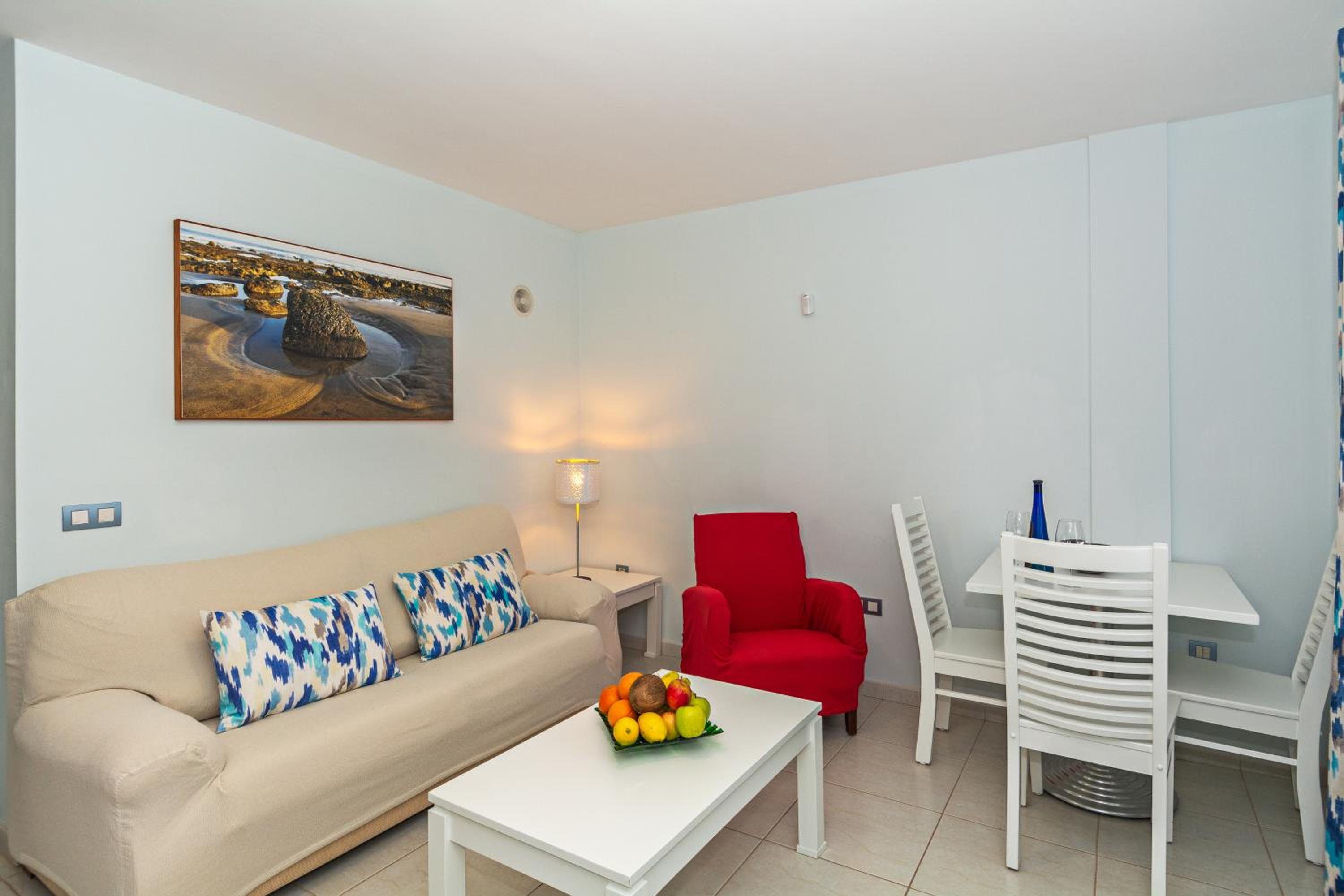 Apartamento con Balcón