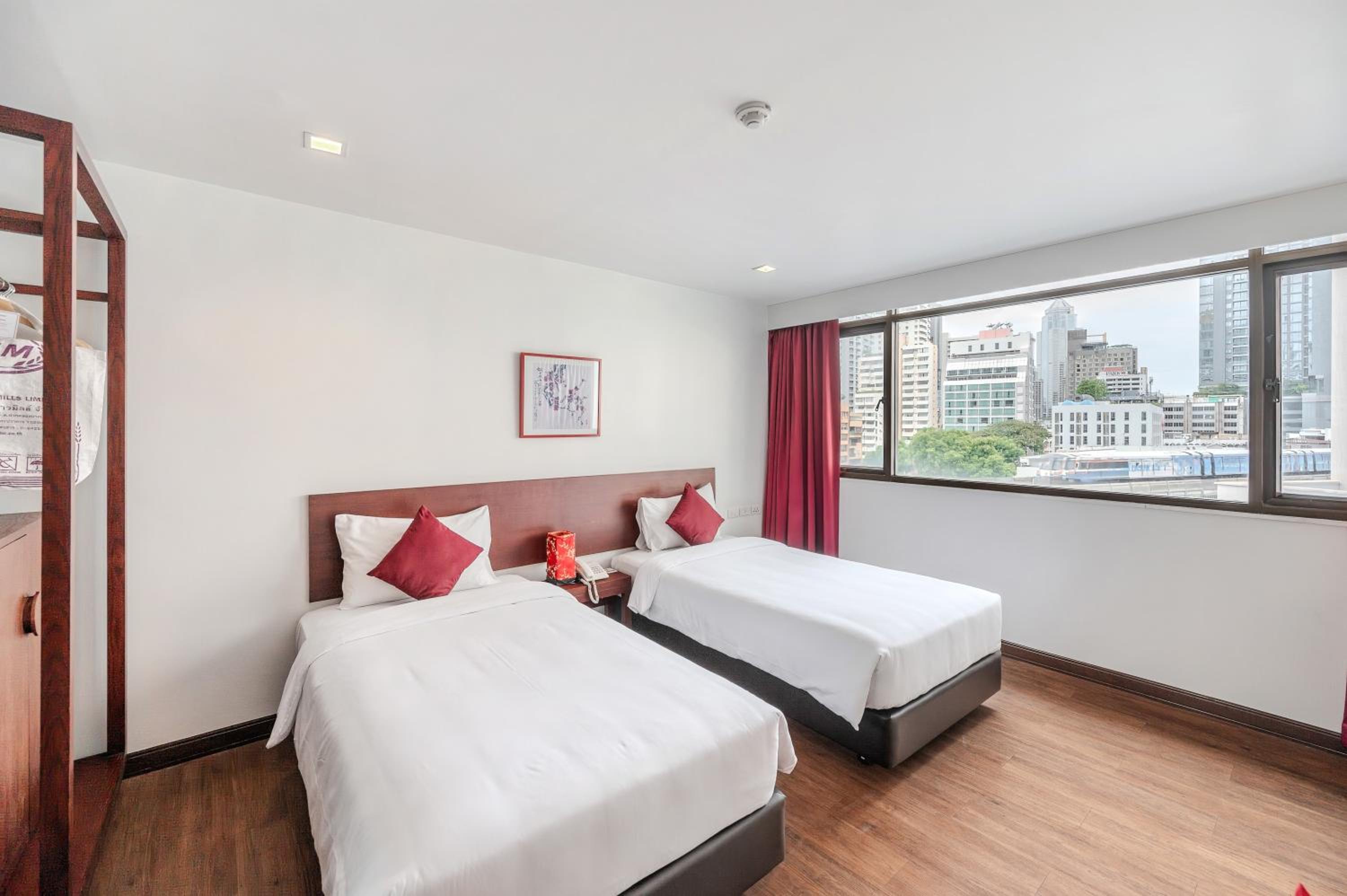 Deluxe Twin Room photo 1