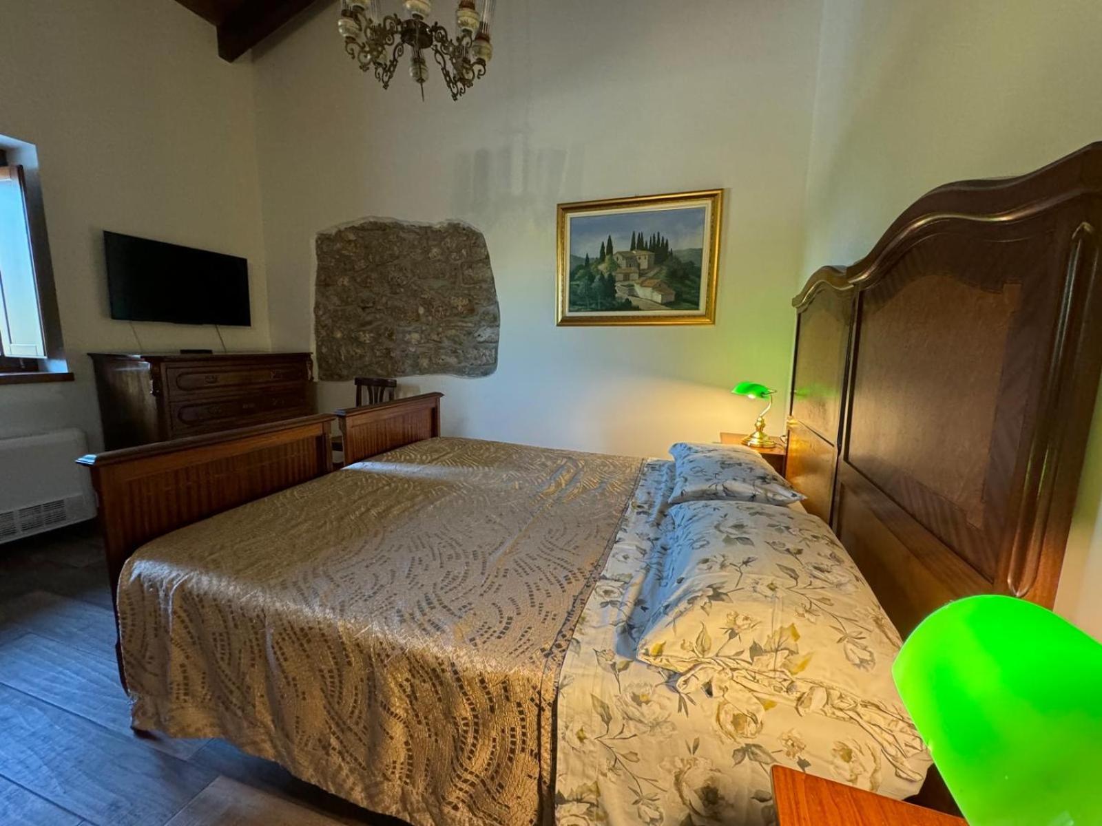 Double Room with Private Bathroom photo 1