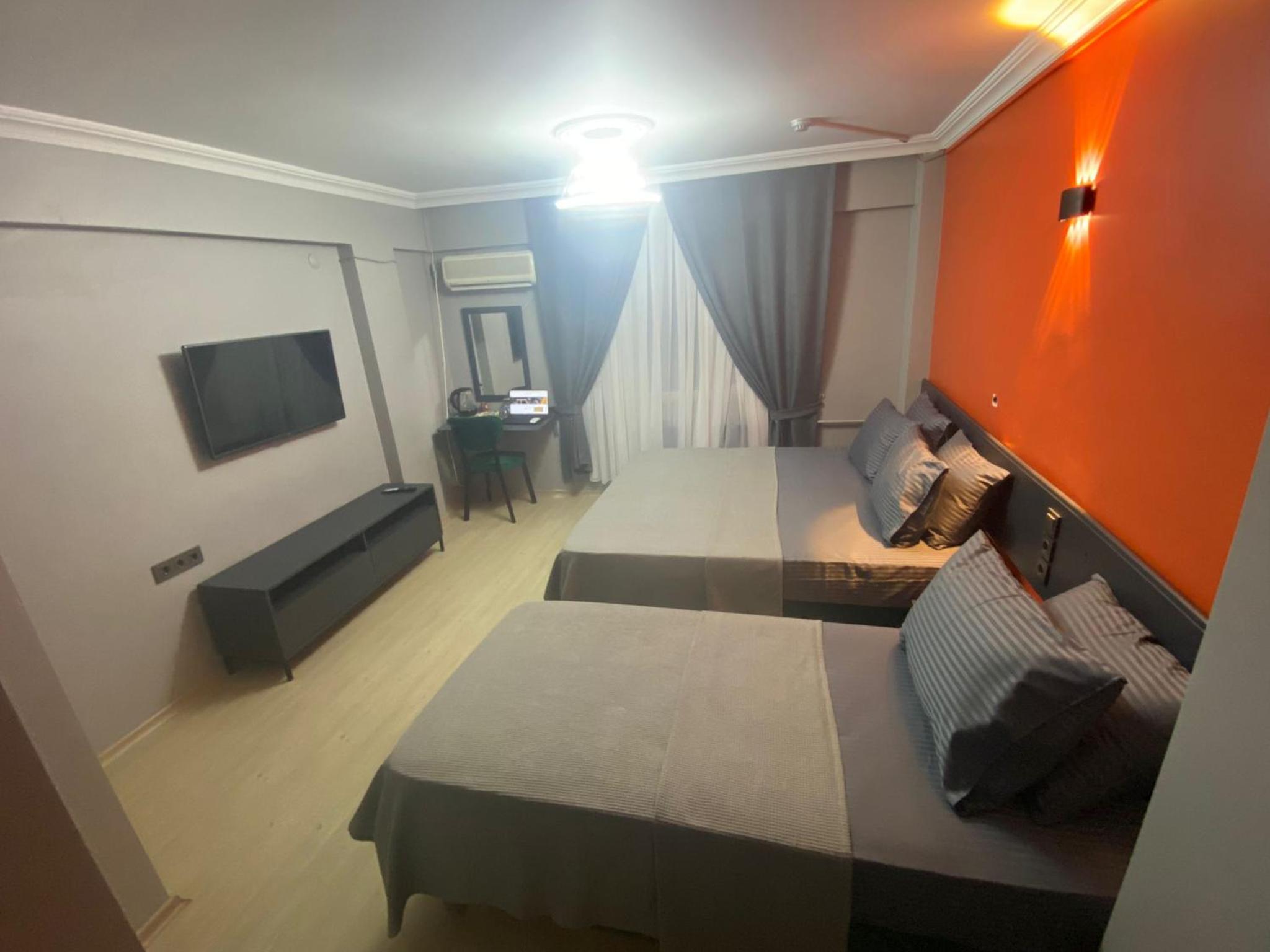 Deluxe Quadruple Room