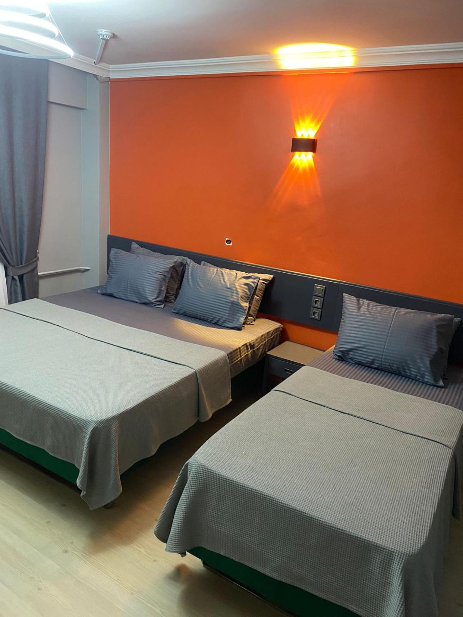 Deluxe Double or Twin Room with Balcony photo 2
