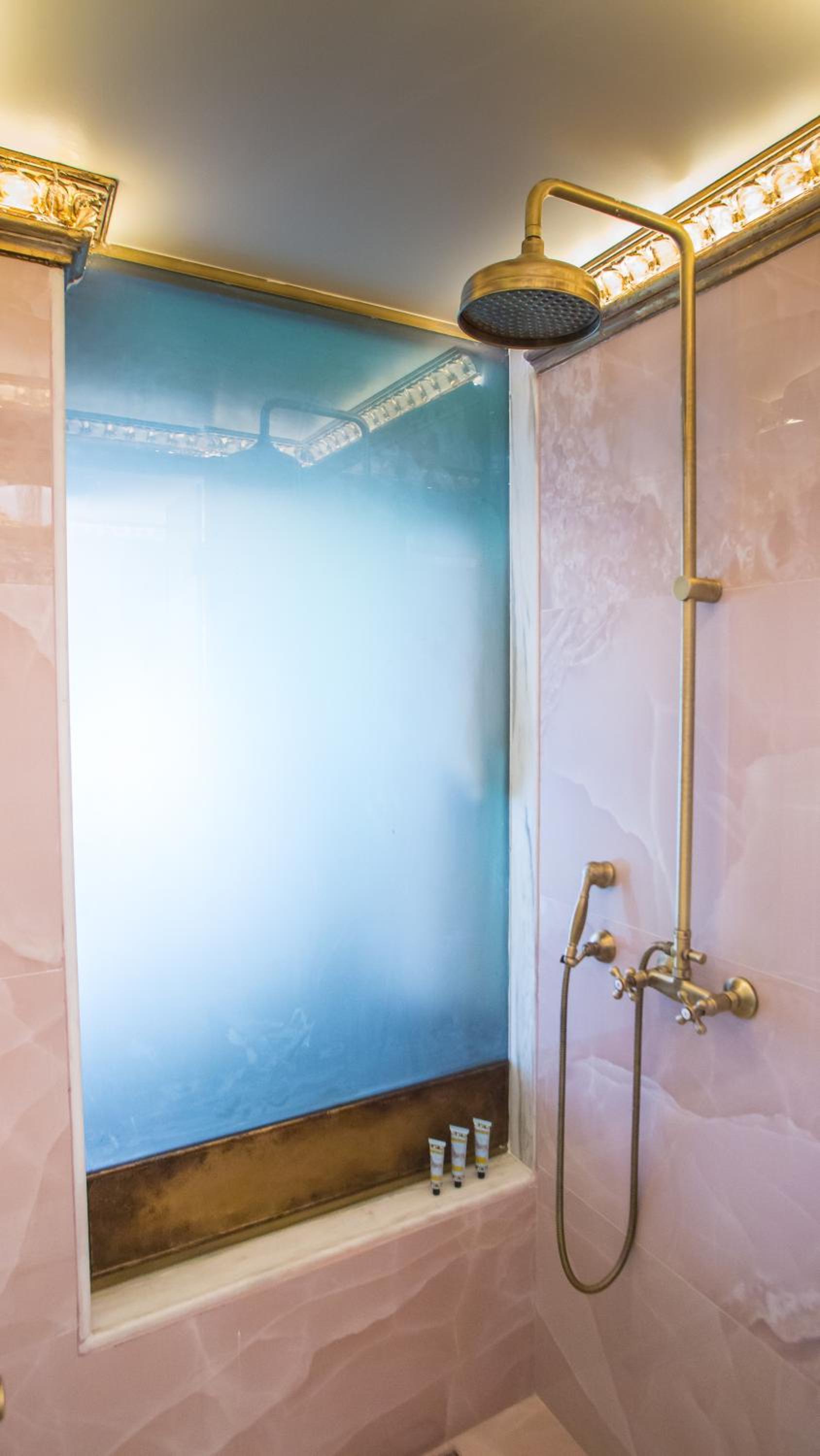 Suite photo 3