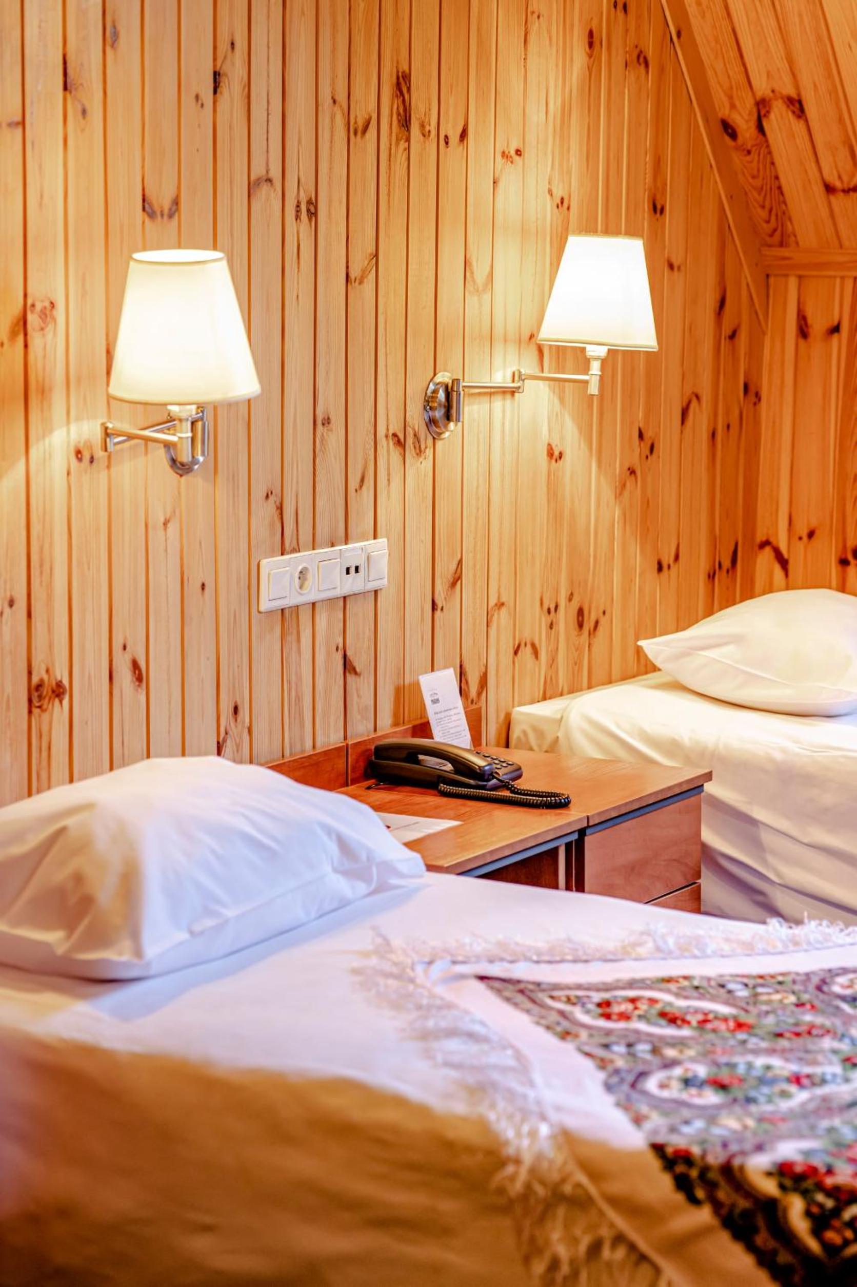 Standard Twin Room photo 3