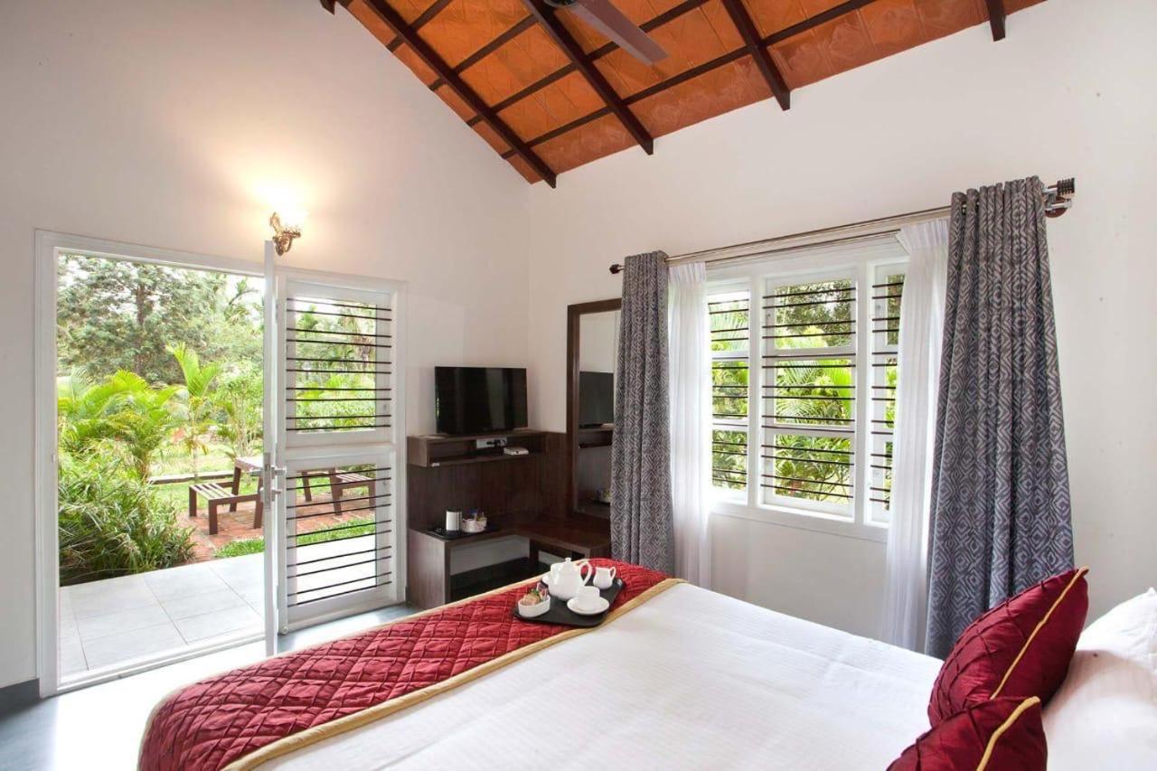 Two-Bedroom Villa - Photo 11