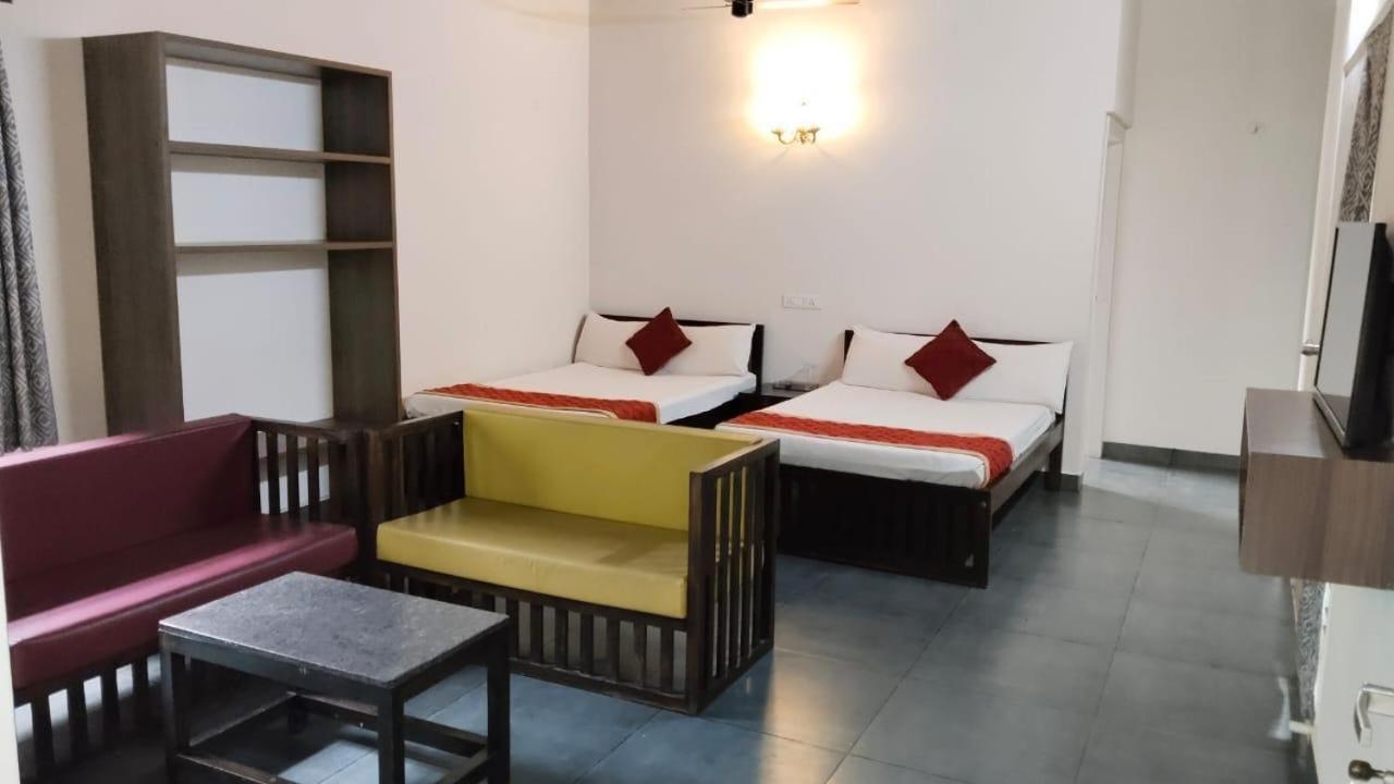Two-Bedroom Villa - Photo 7