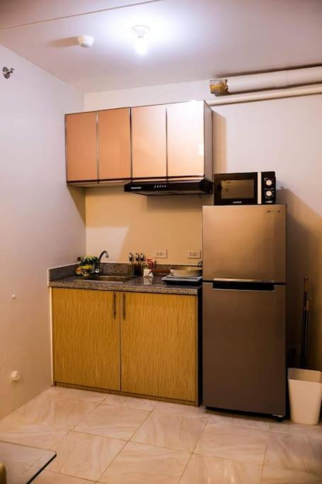 One-Bedroom Apartment photo 3