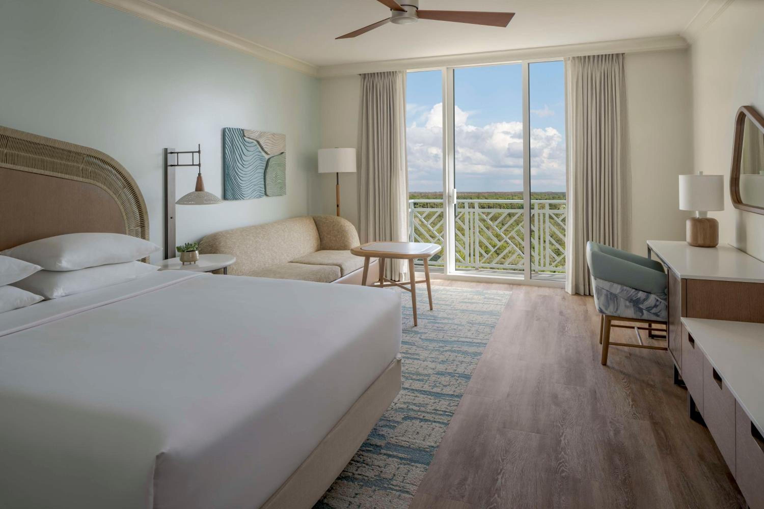King Room with Sofa Bed and Partial Bay View - Photo 3