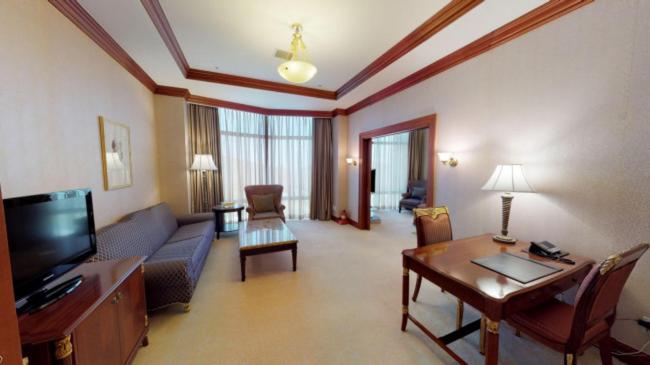 Presidential Suite photo 1