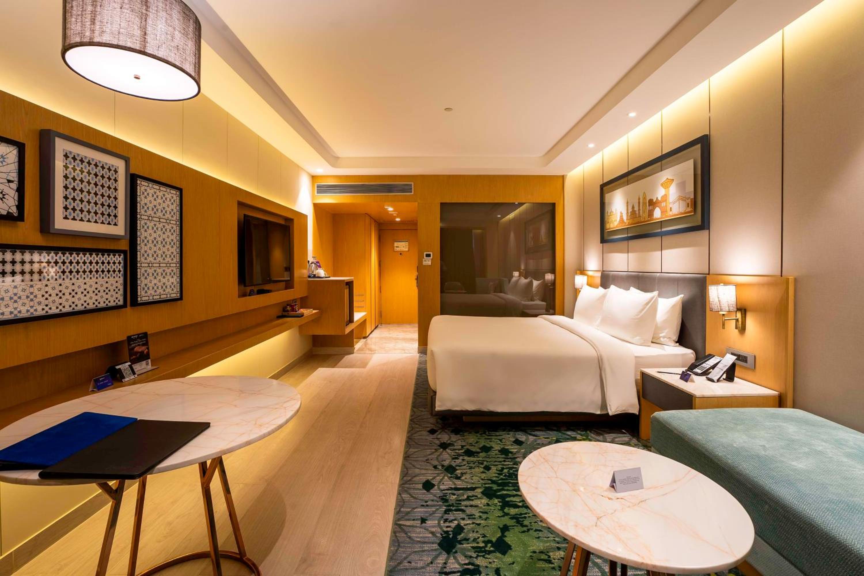 Deluxe Double or Twin Room with 10% Discount on F & Soft Beverages, Happy Hours 1+1 on IMFL Drinks (16:00-18:00 Hrs) at Proof Patio Bar)