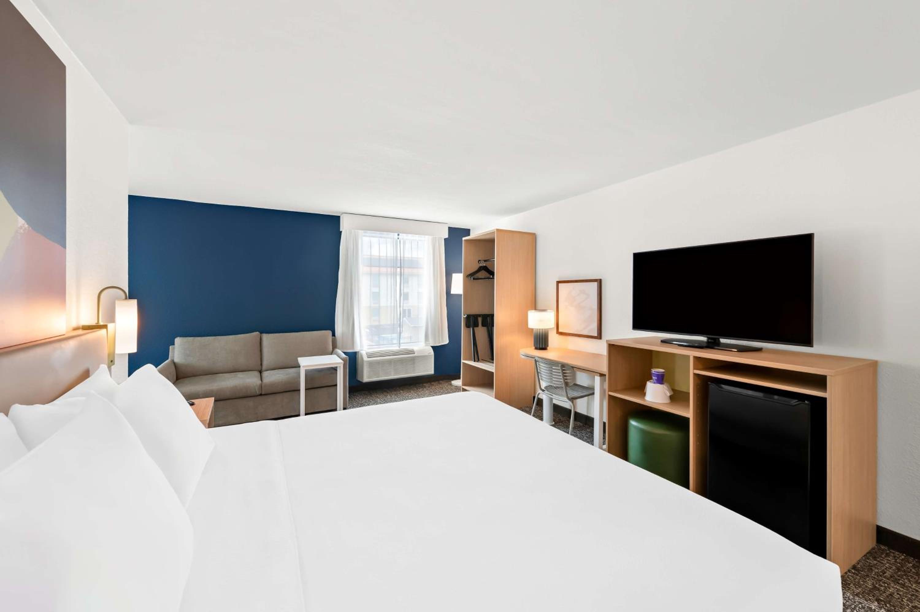 King Studio Suite photo 3