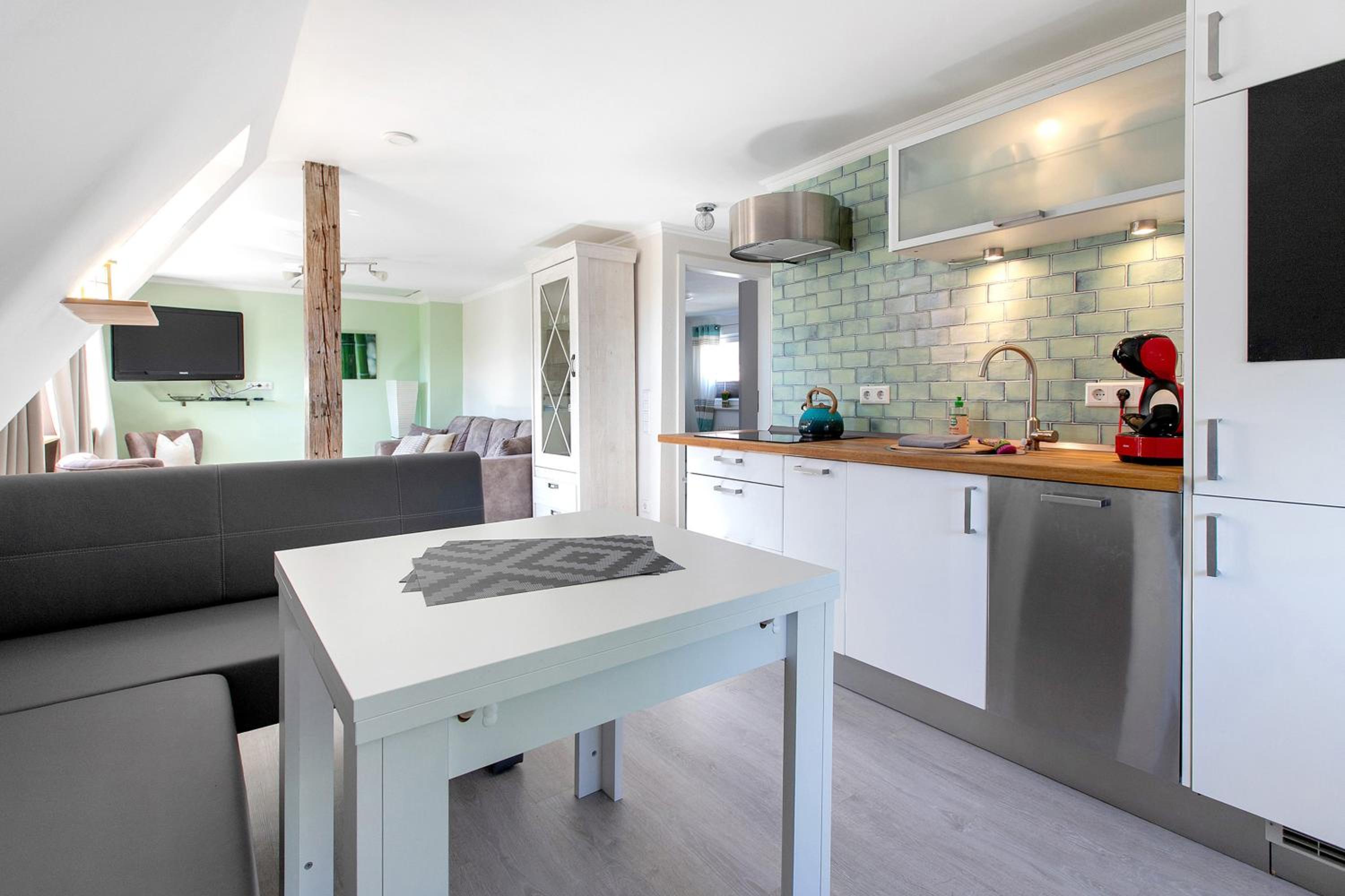 One-Bedroom Apartment with Garden View photo 3