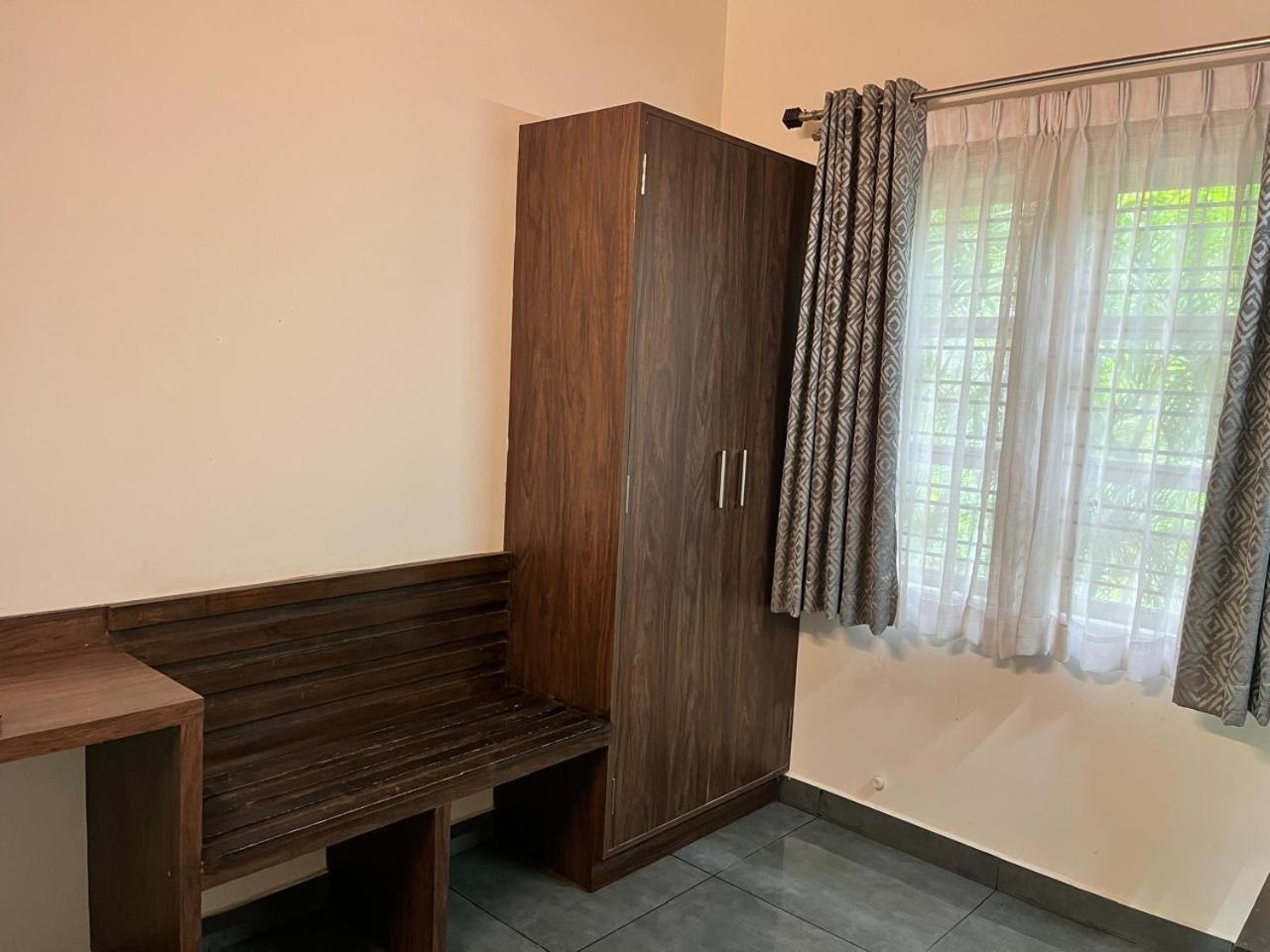 Two-Bedroom Villa - Photo 4