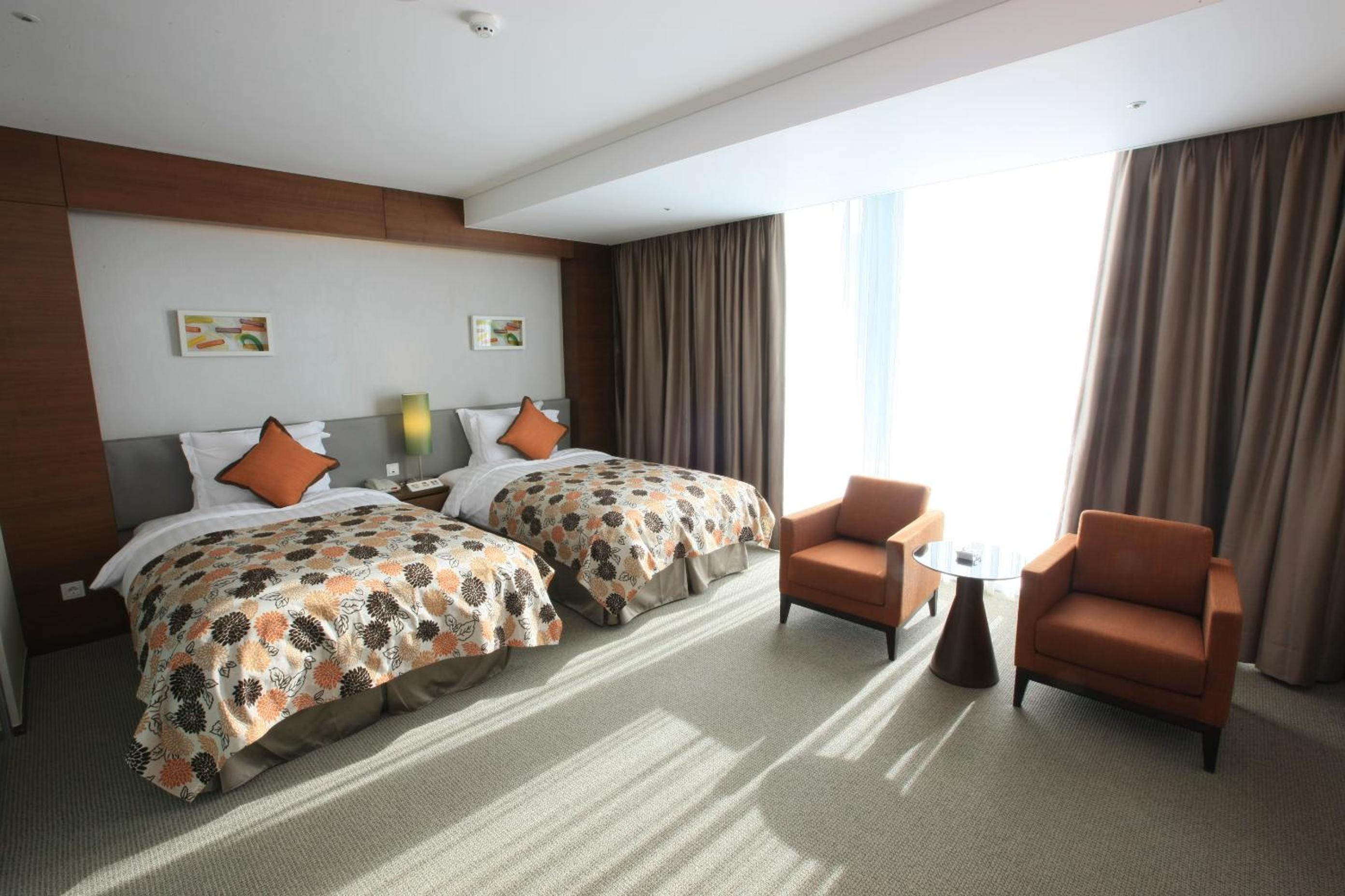 Superior Twin Room