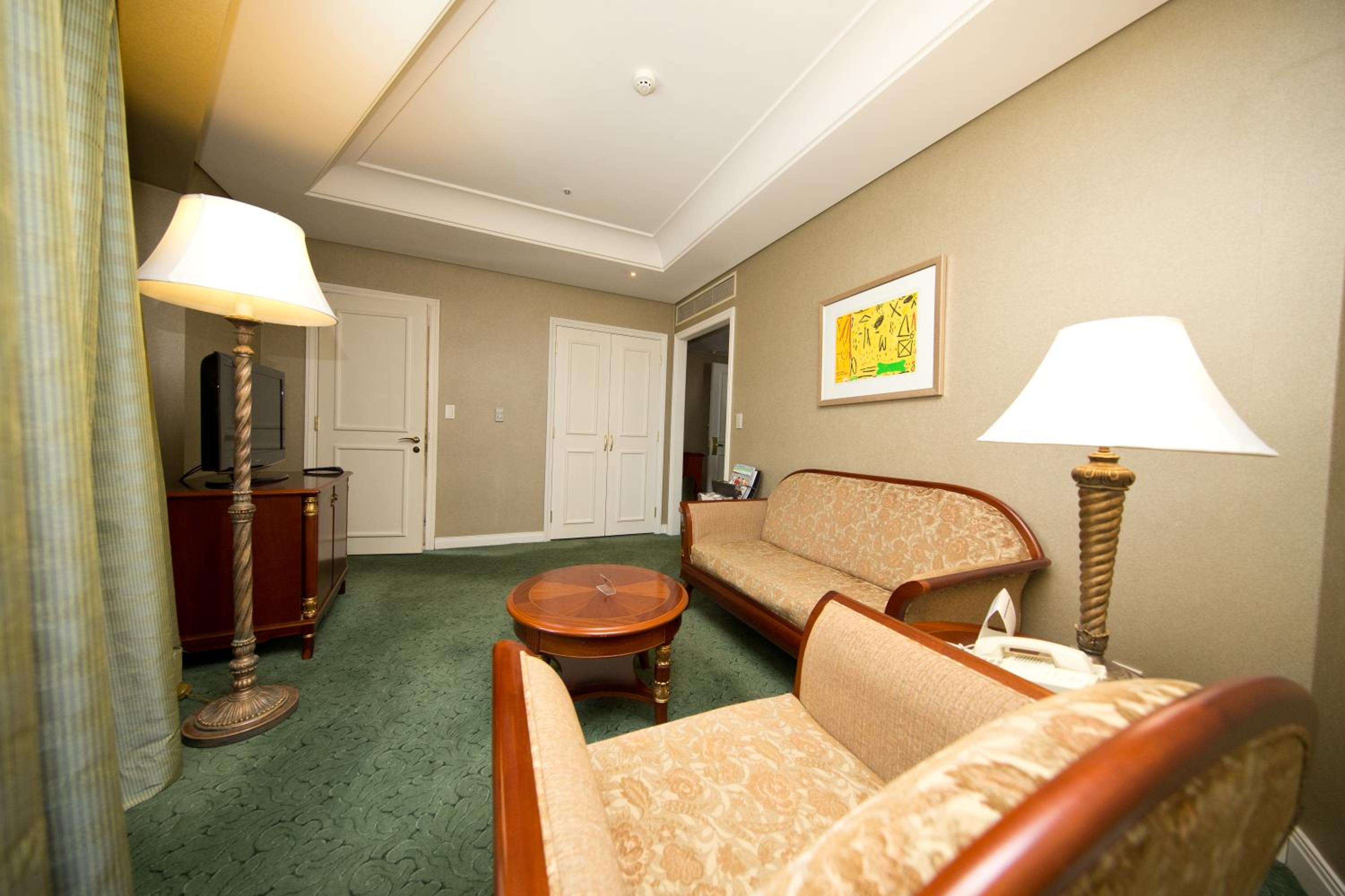 Junior Suite Family photo 2