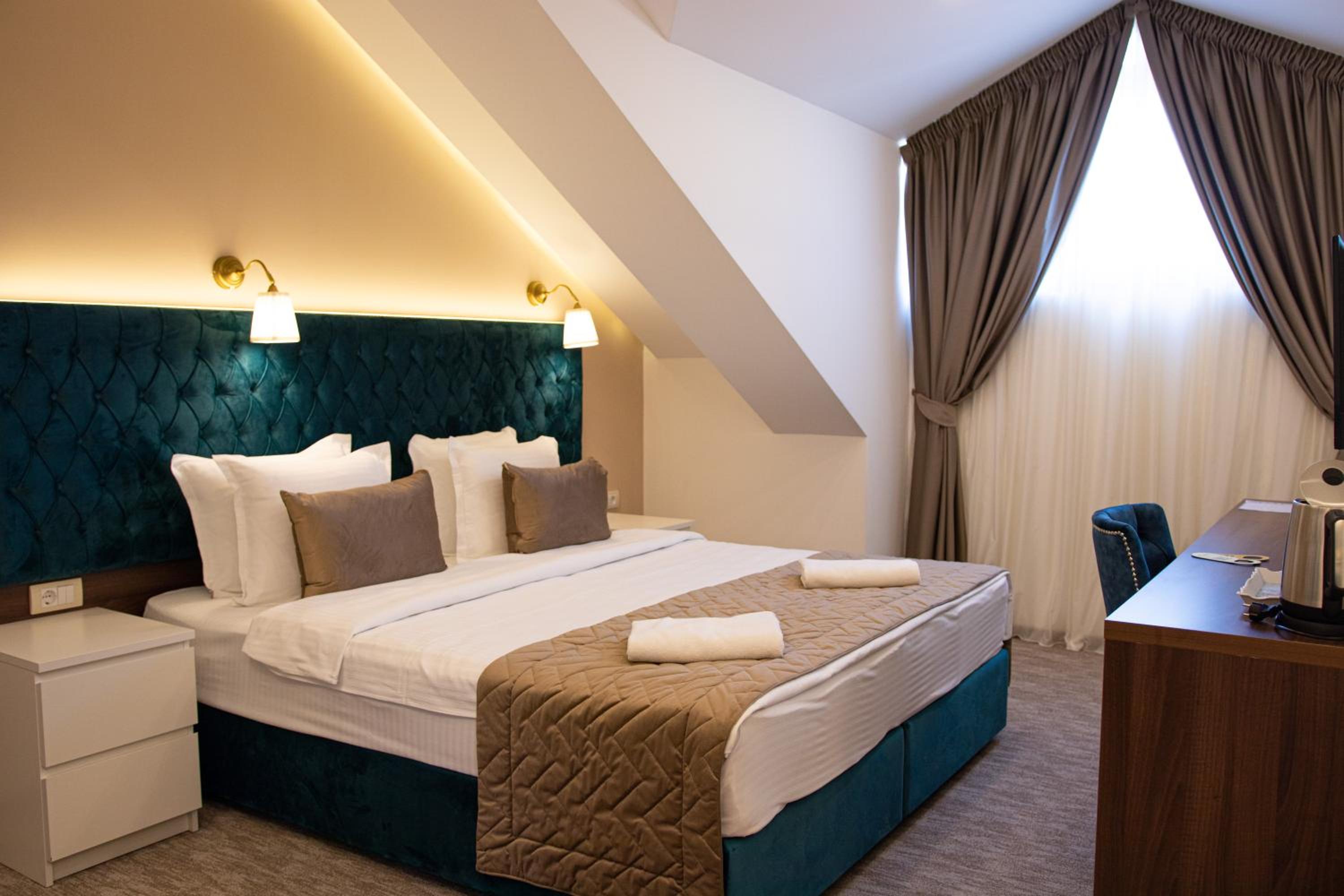 Family Suite - Photo 10