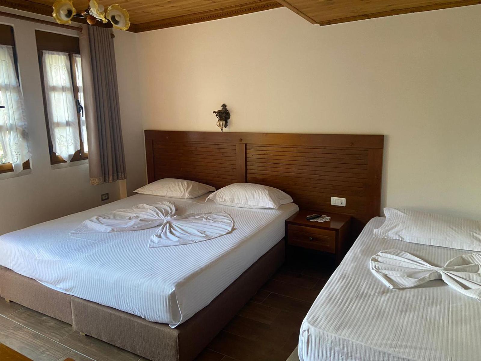 Standard Double or Twin Room photo 1