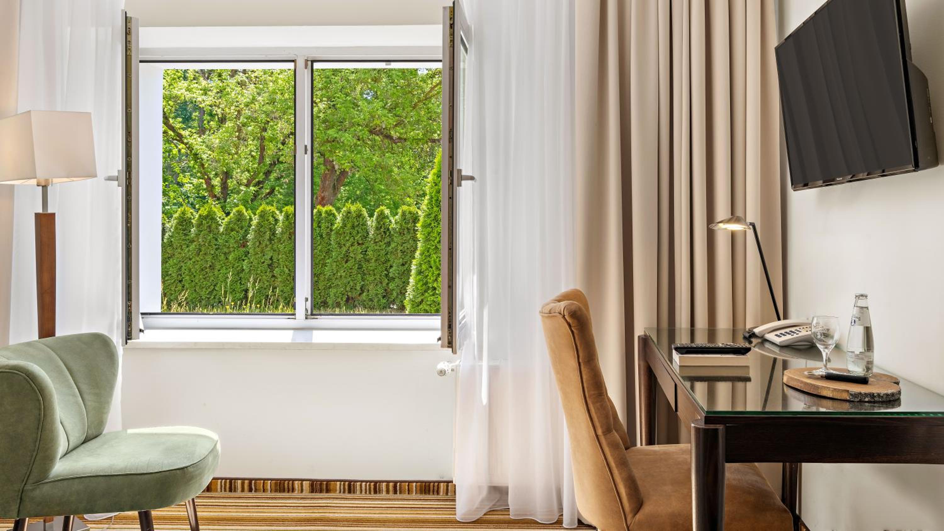 Single Room with Land View photo 2