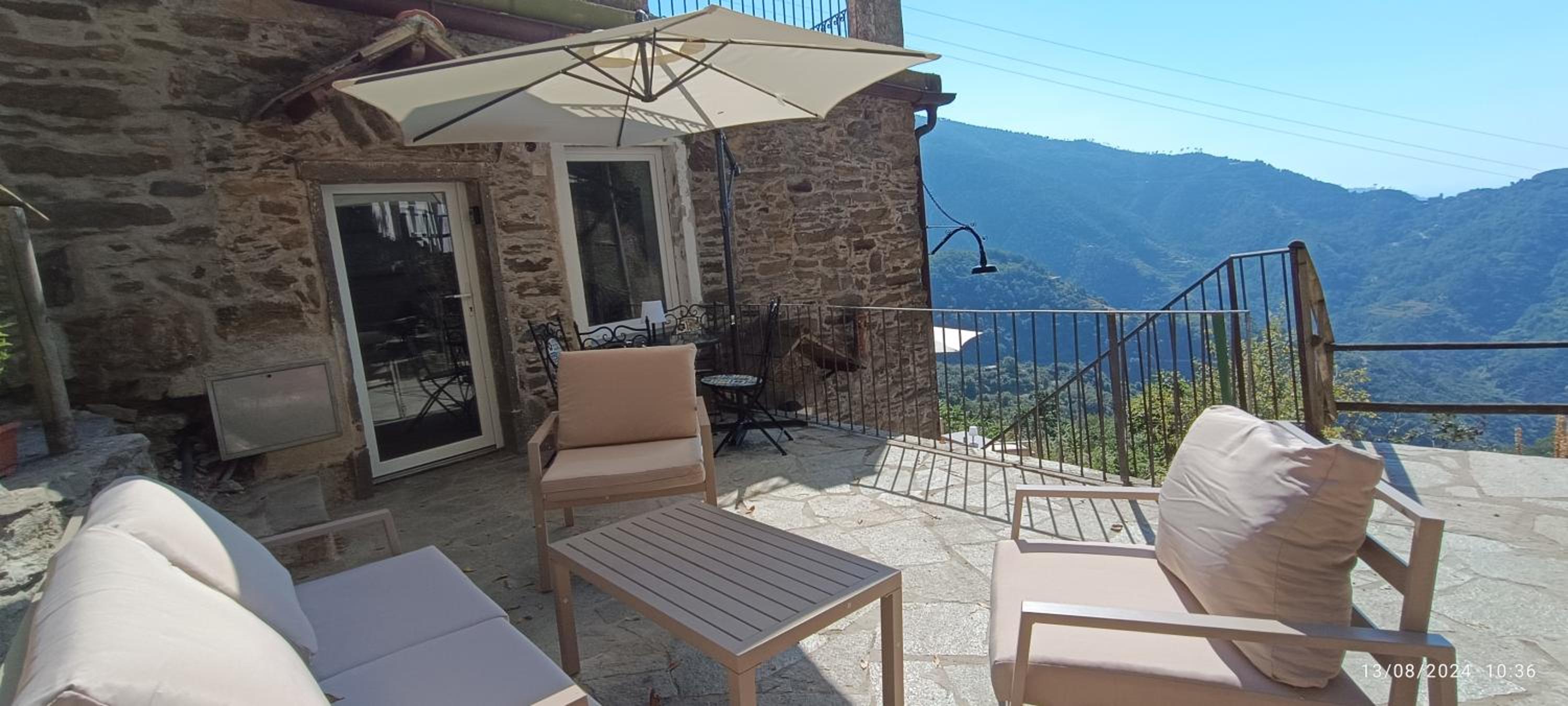 Apartment with Sea View - Photo 23