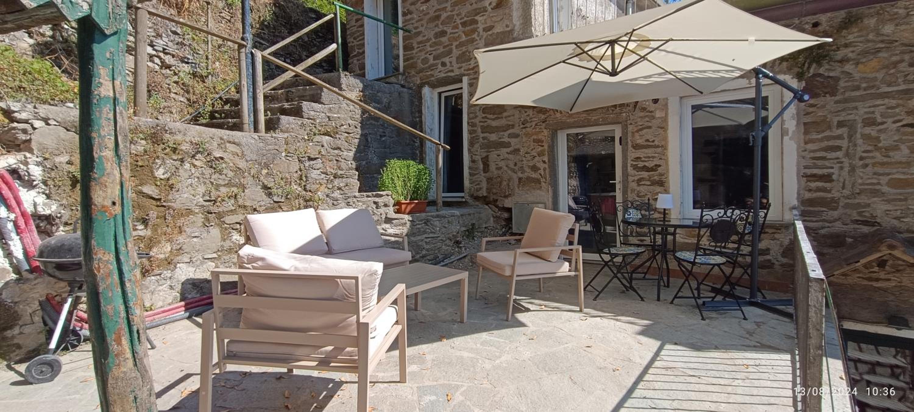 Apartment with Sea View - Photo 5