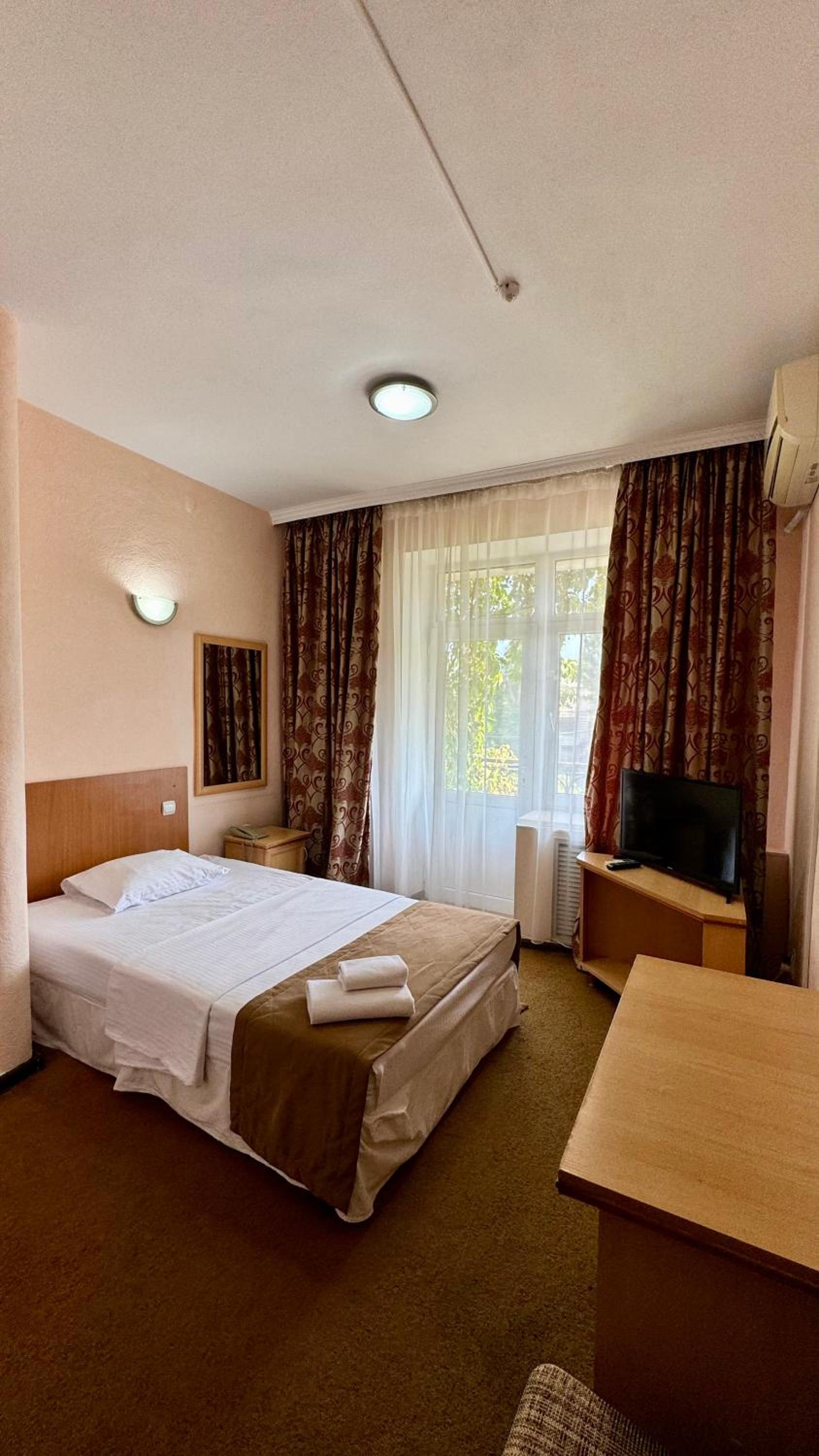 Standard Single Room