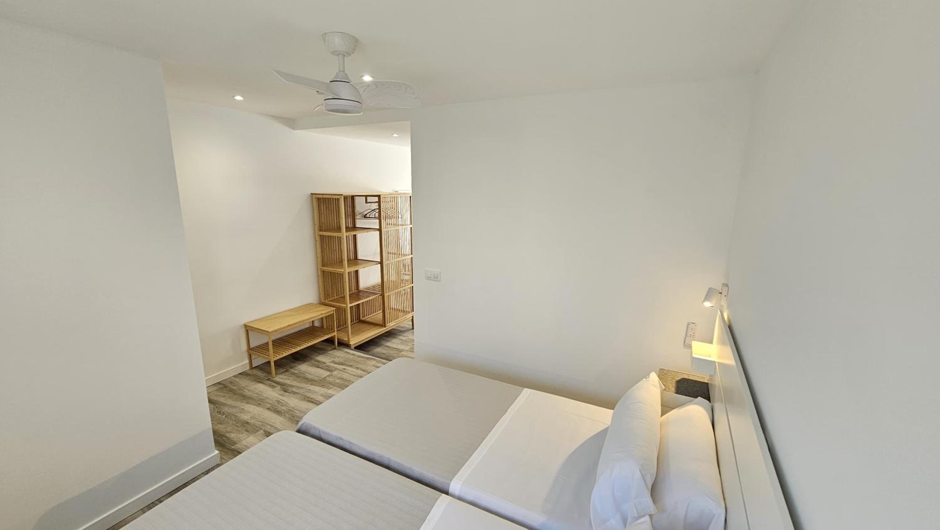 Estudio con terraza