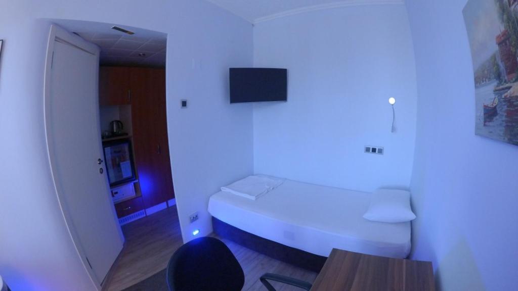 Superior Twin Room with Garden View photo 1