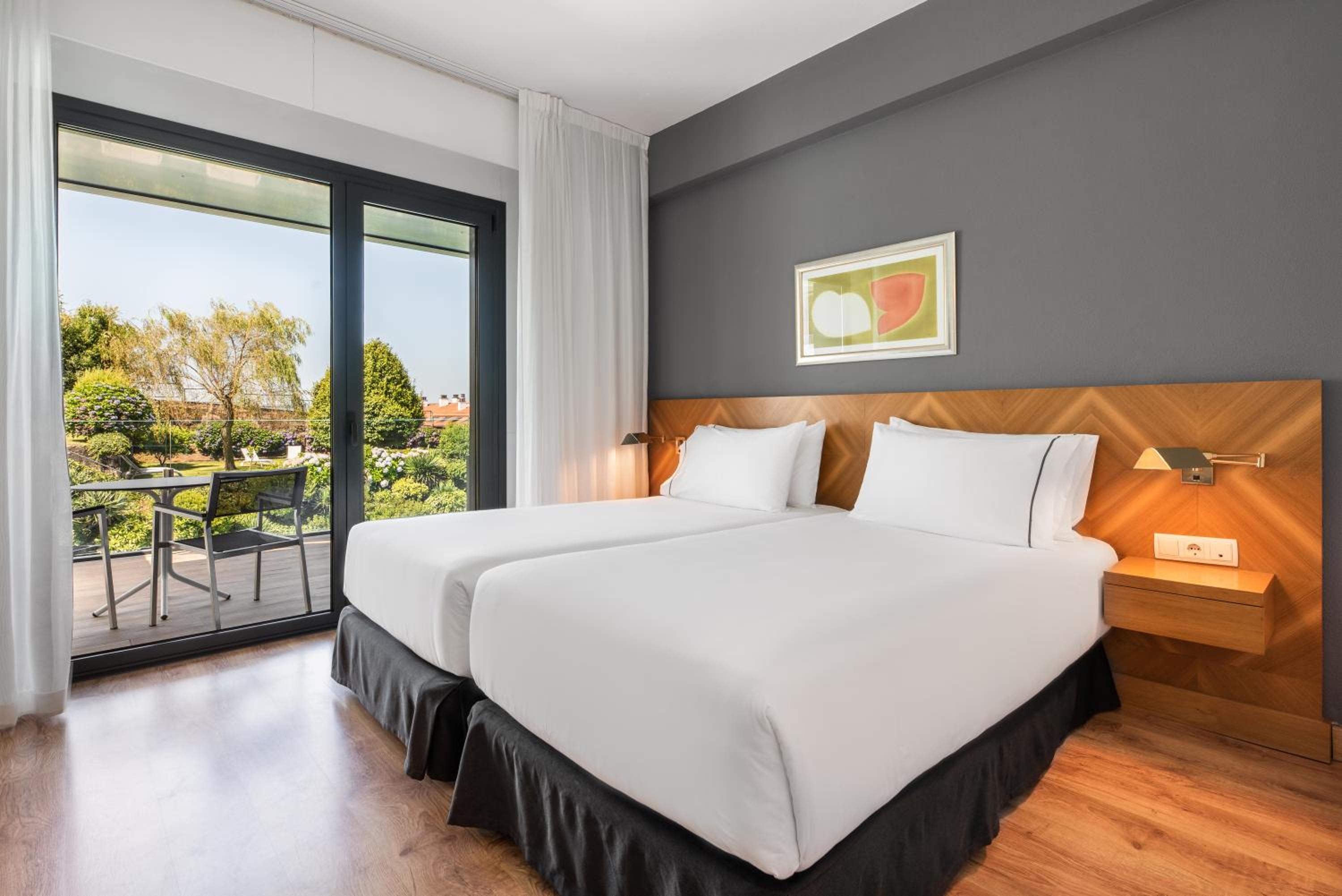 Twin Room with Terrace - Photo 1