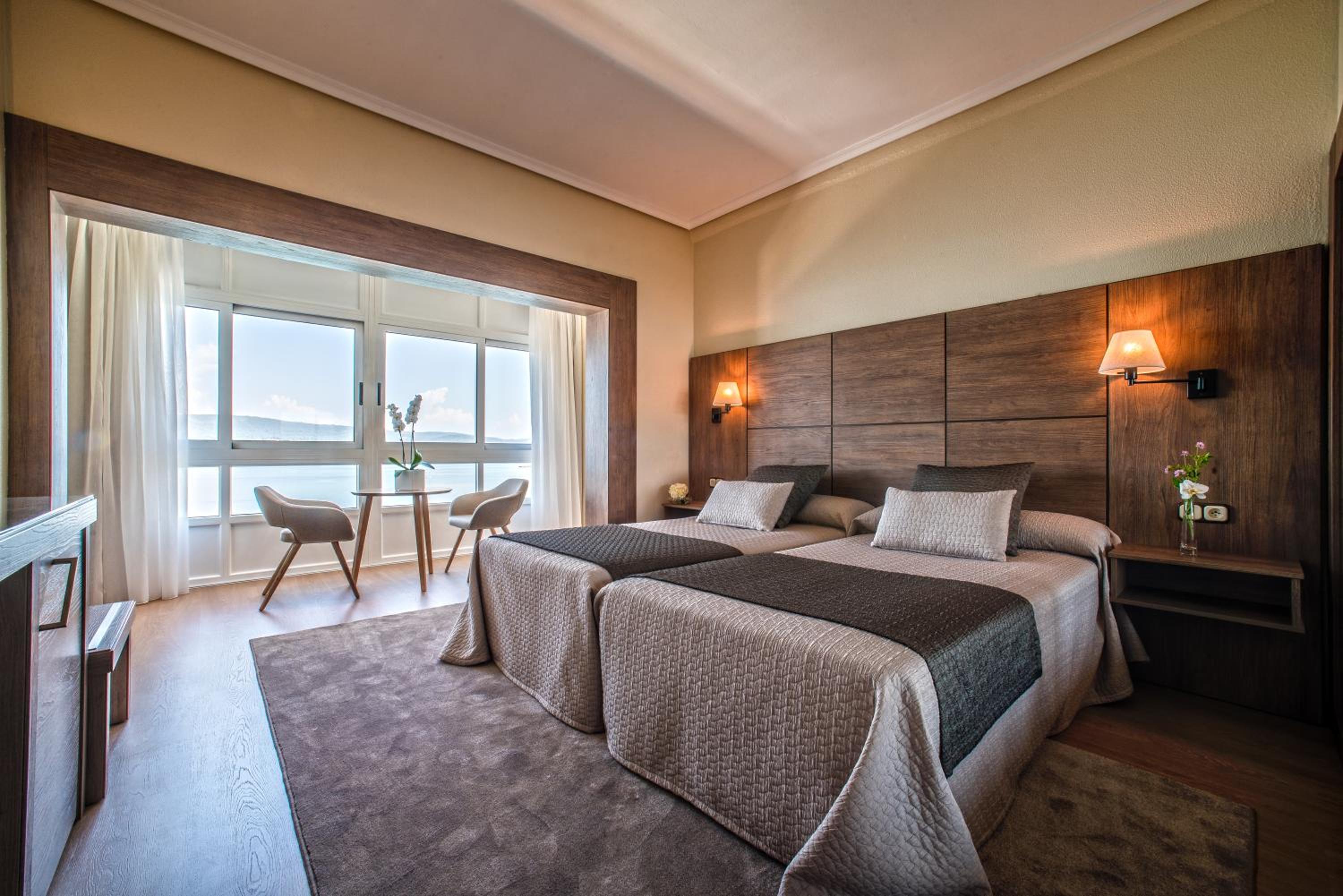 Superior Double Room with Sea View - Photo 2
