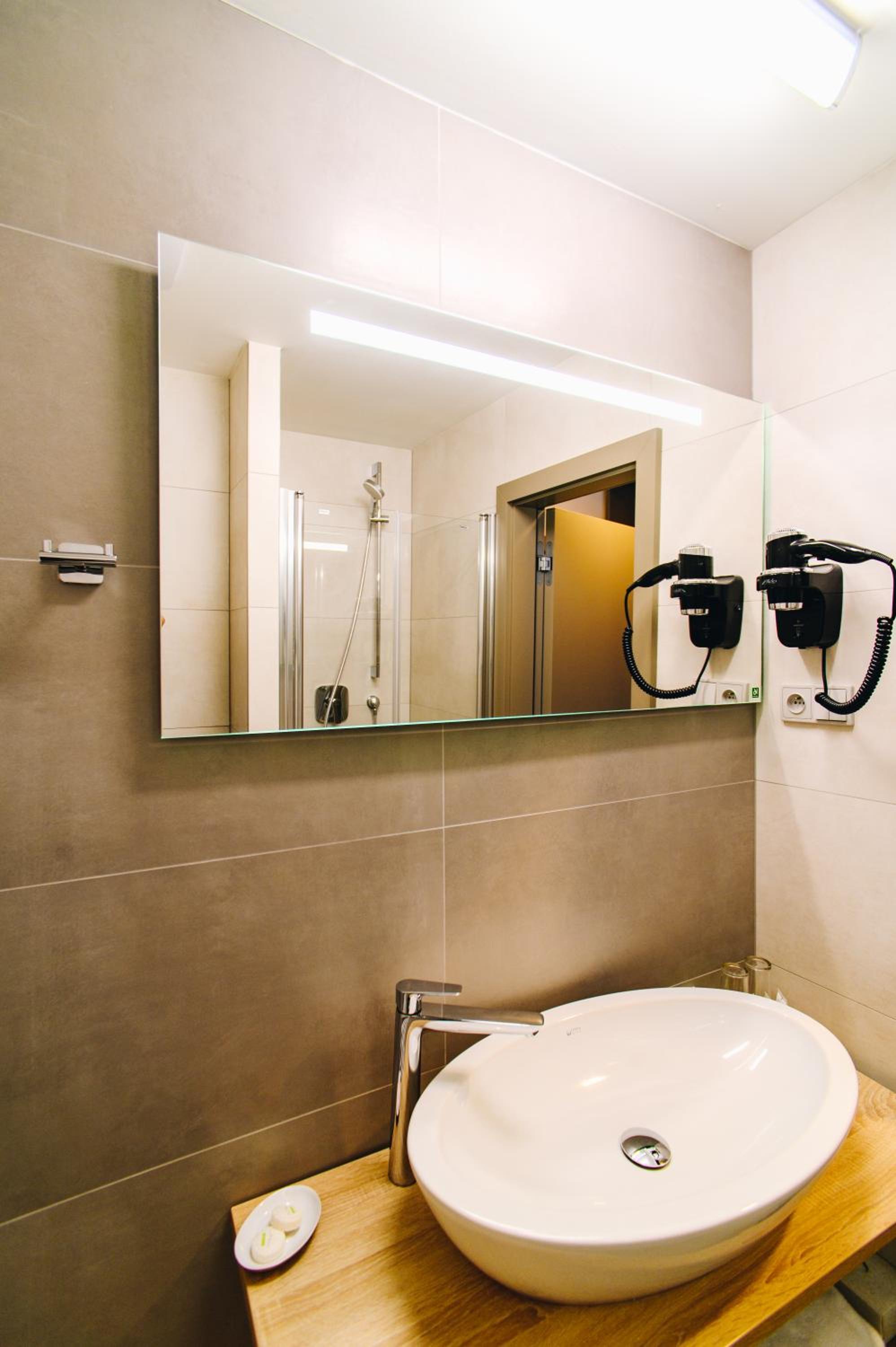 Deluxe Double Room - Photo 5