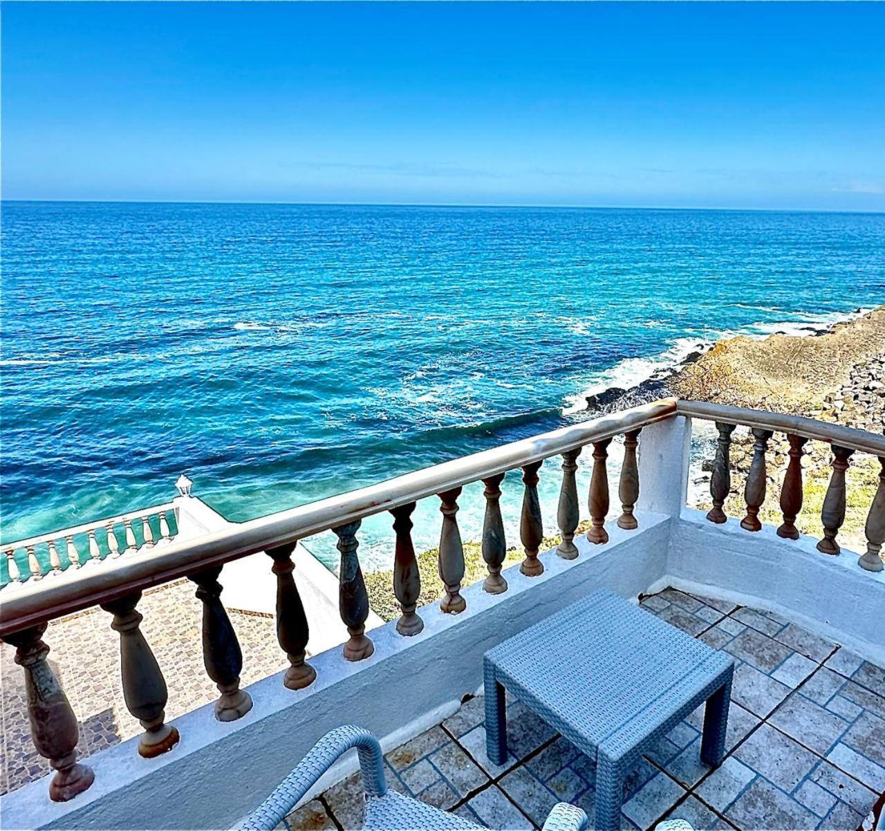 Double Room with Sea View - Portuguese Room photo 2