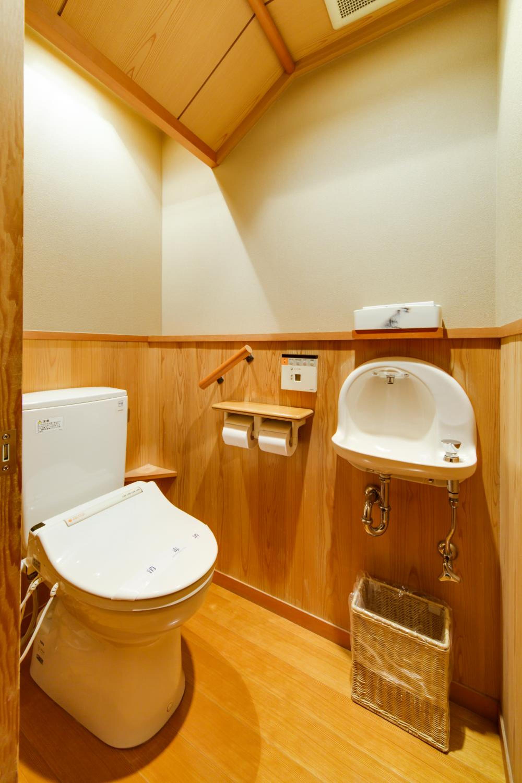 Japanese Style Room with Open-Air bath with Lake Side - Non-Smoking (2 adults)   photo 2