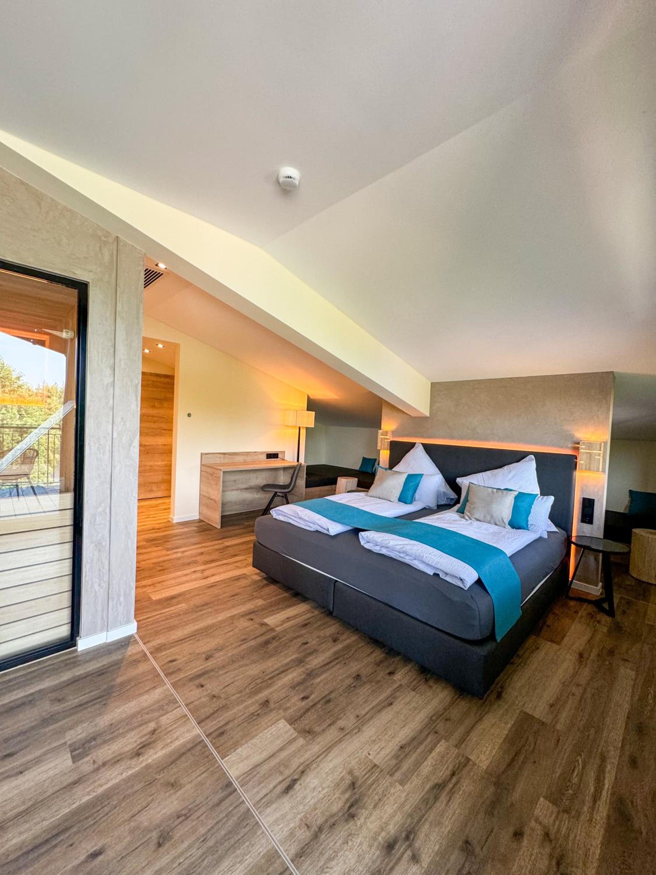 Premium Suite with Balcony