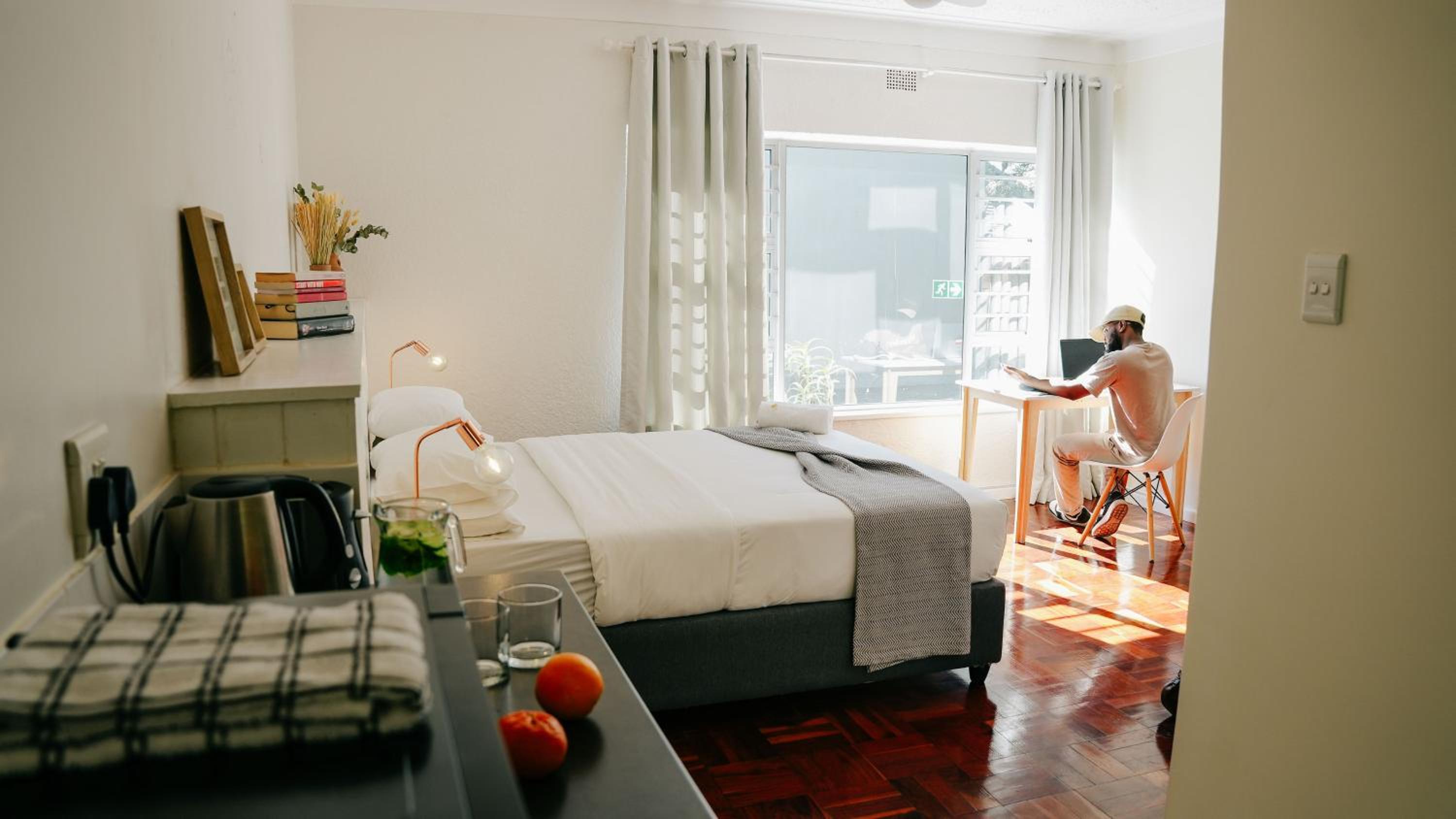 Deluxe Apartment - Photo 2