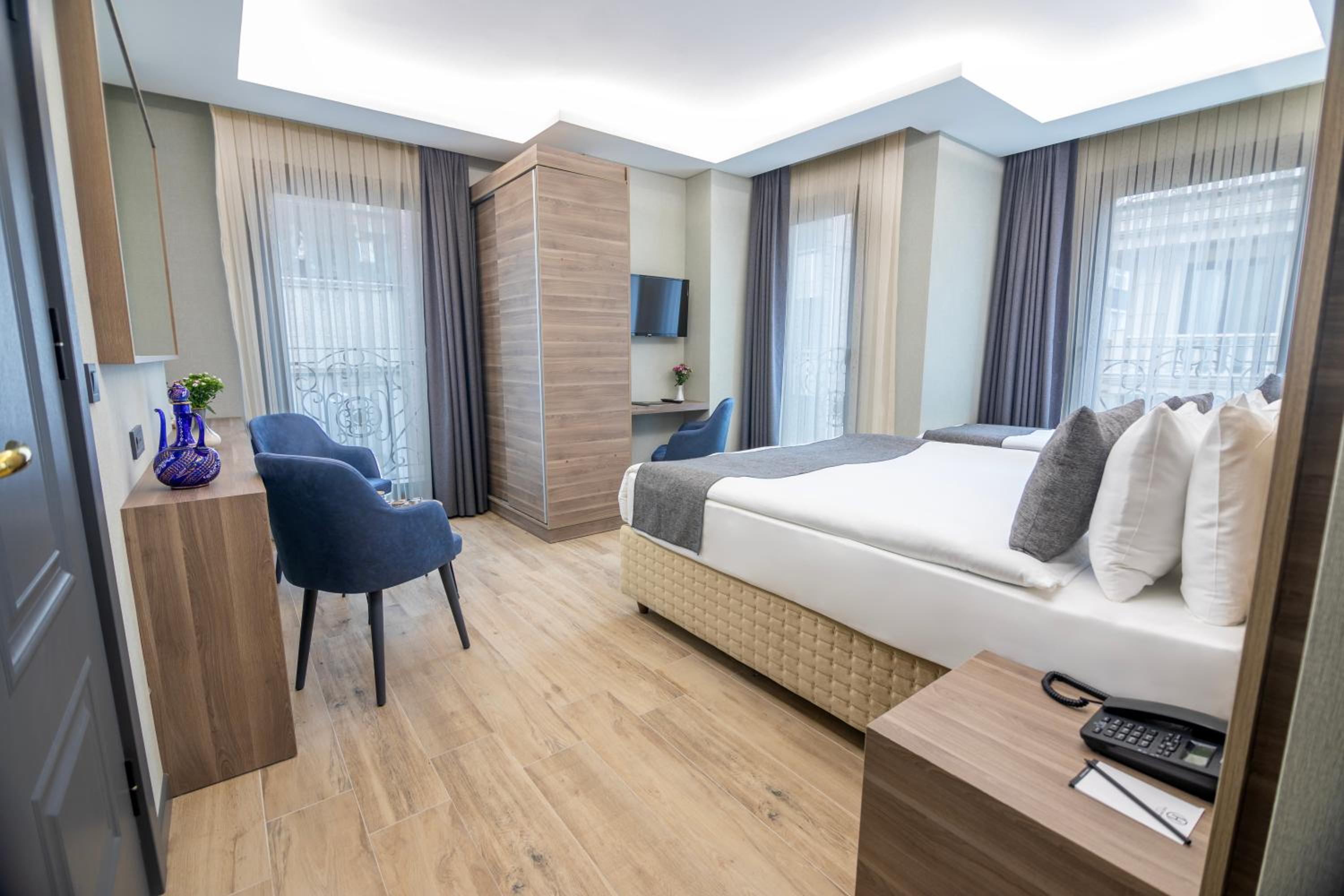 Standard Triple Room photo 3